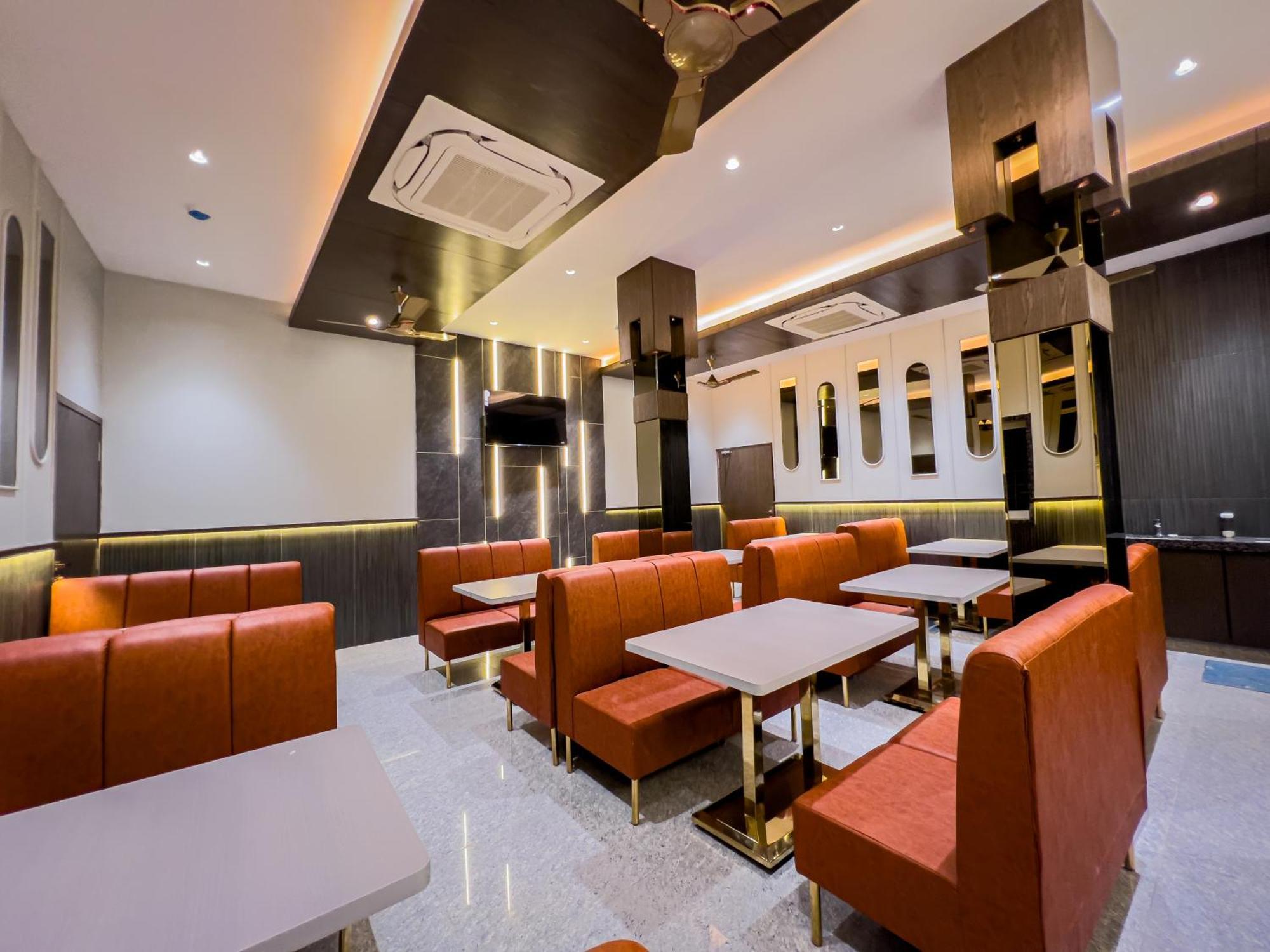 Fabhotel Ascent Star - Nr Phoenix Mall Kurla Hotel 3*