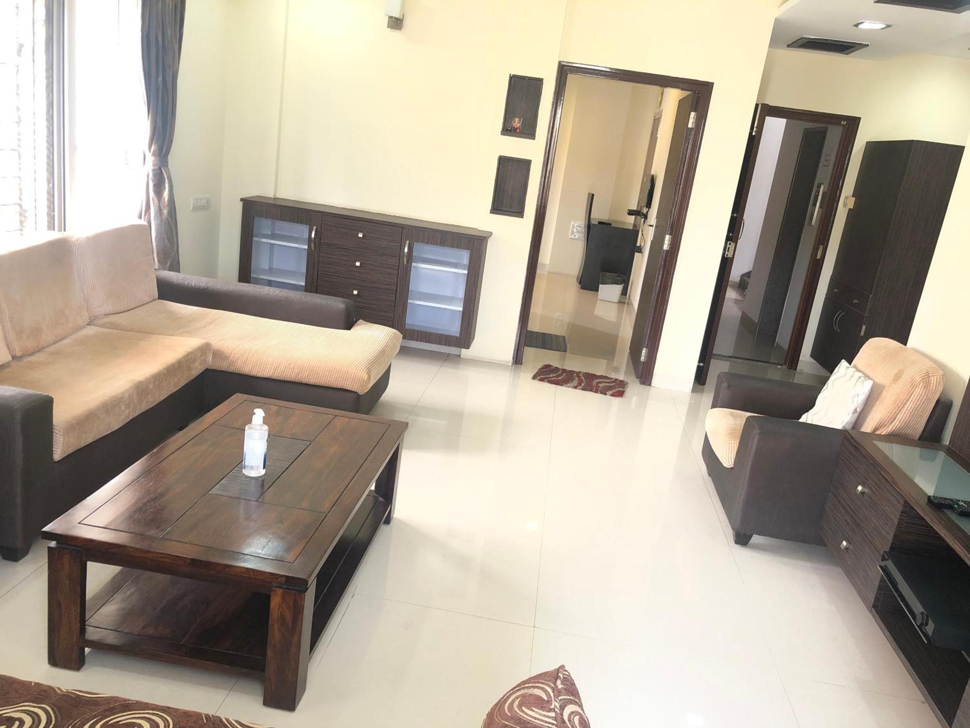 Treat Homes Service In Bkc Siddhant 401 Homestay Mumbai