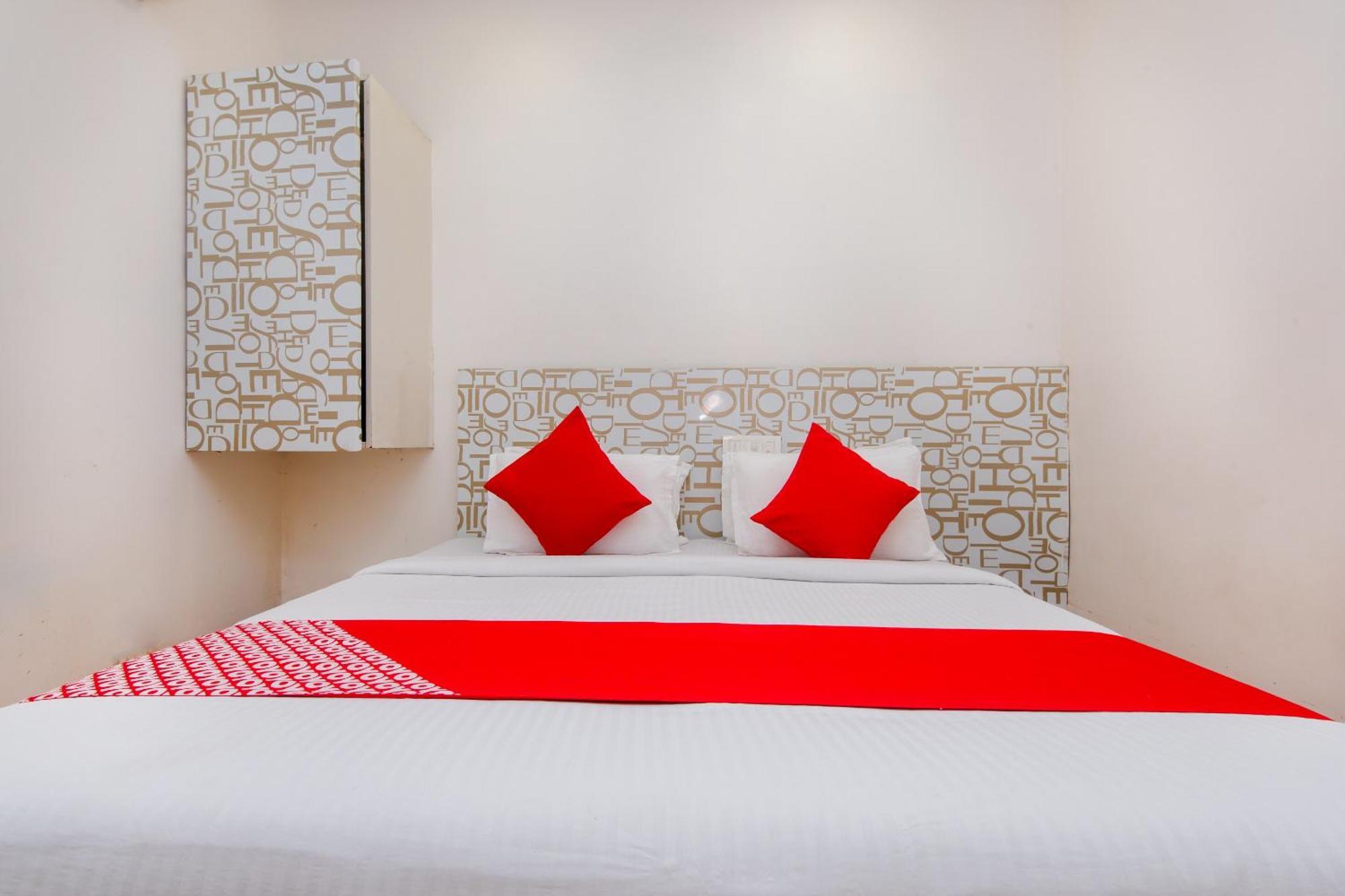 O Blue Pearl Residency Near Chhatrapati Shivaji International Airport Hotel Mumbai