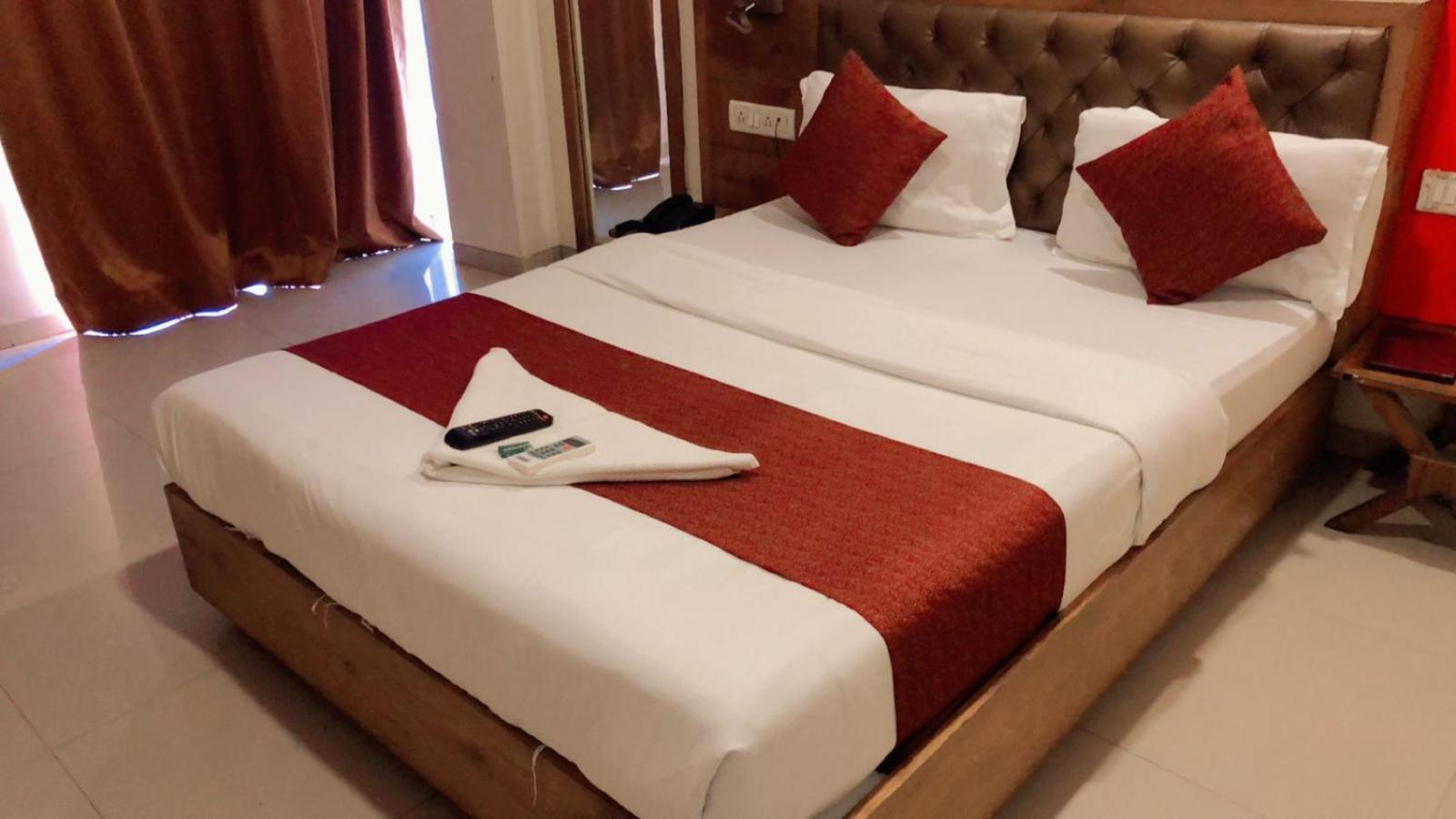 Grandeur By Avion Palace Near T2 International Airport Apartment