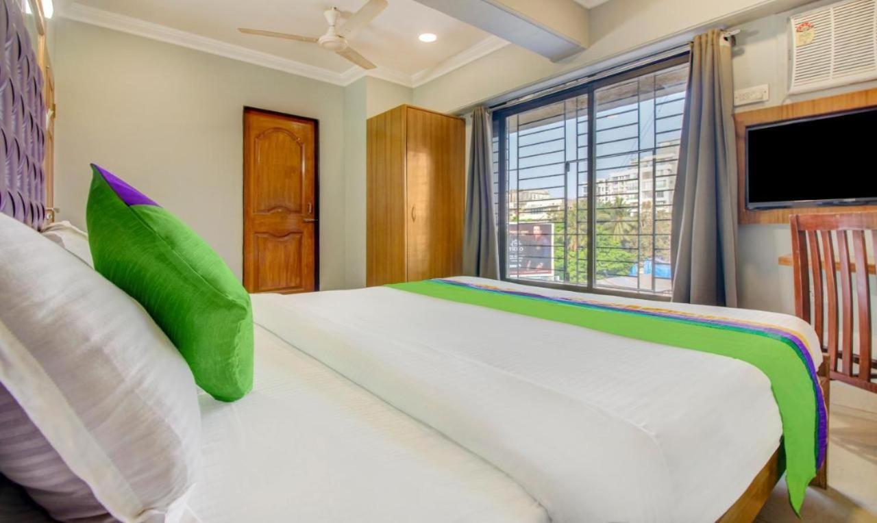Cruz Royale Hotel