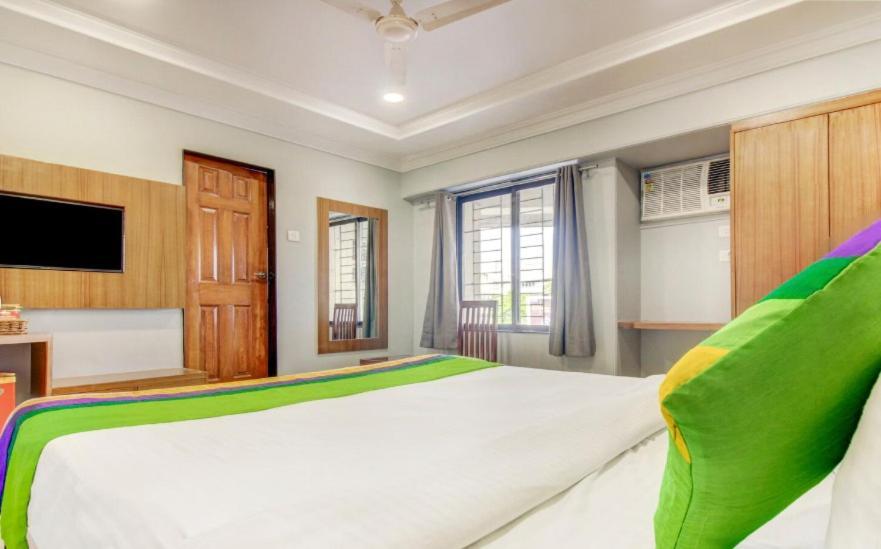 Hotel Cruz Royale 3*