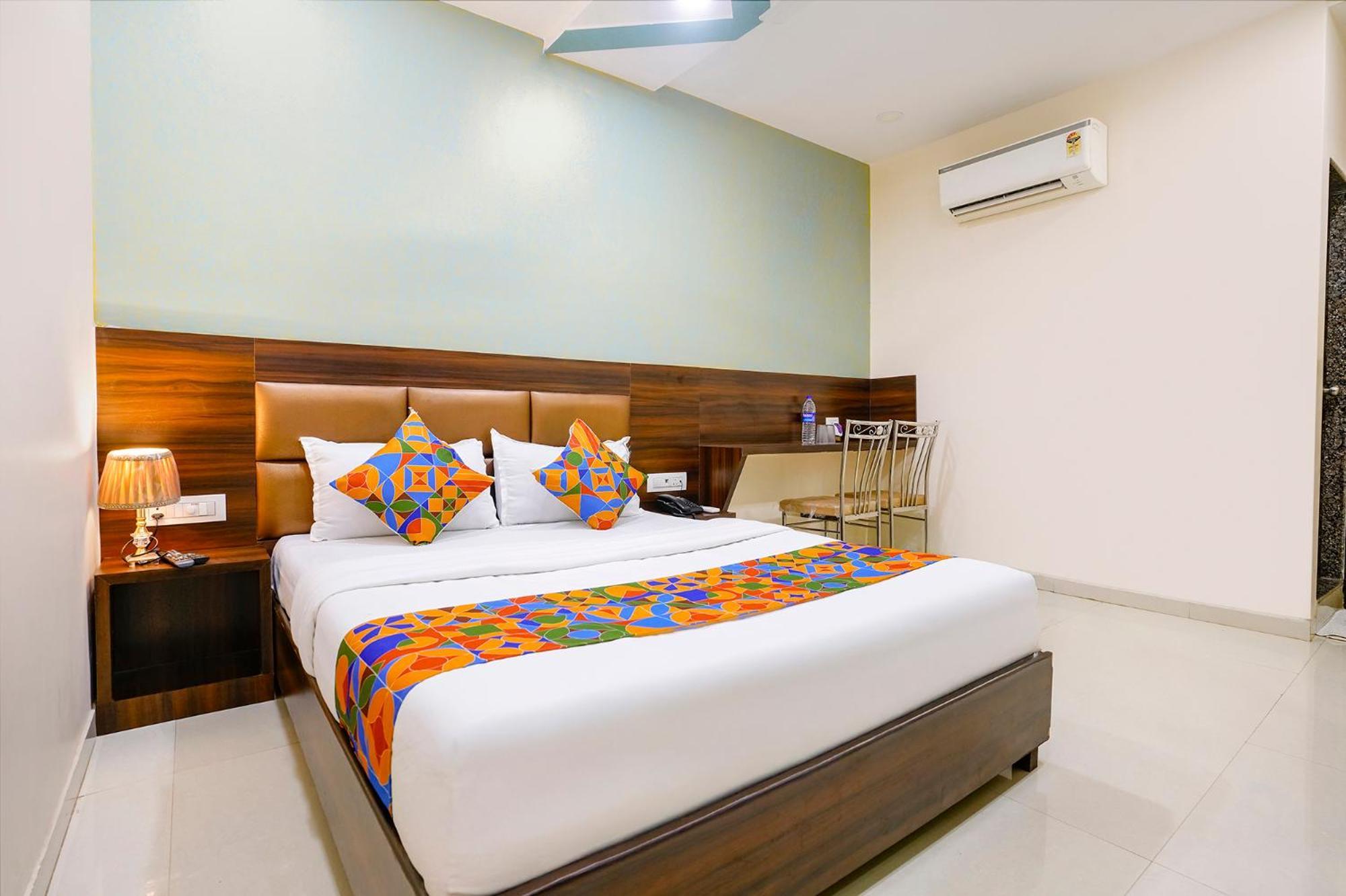Fabhotel Bkc Anex