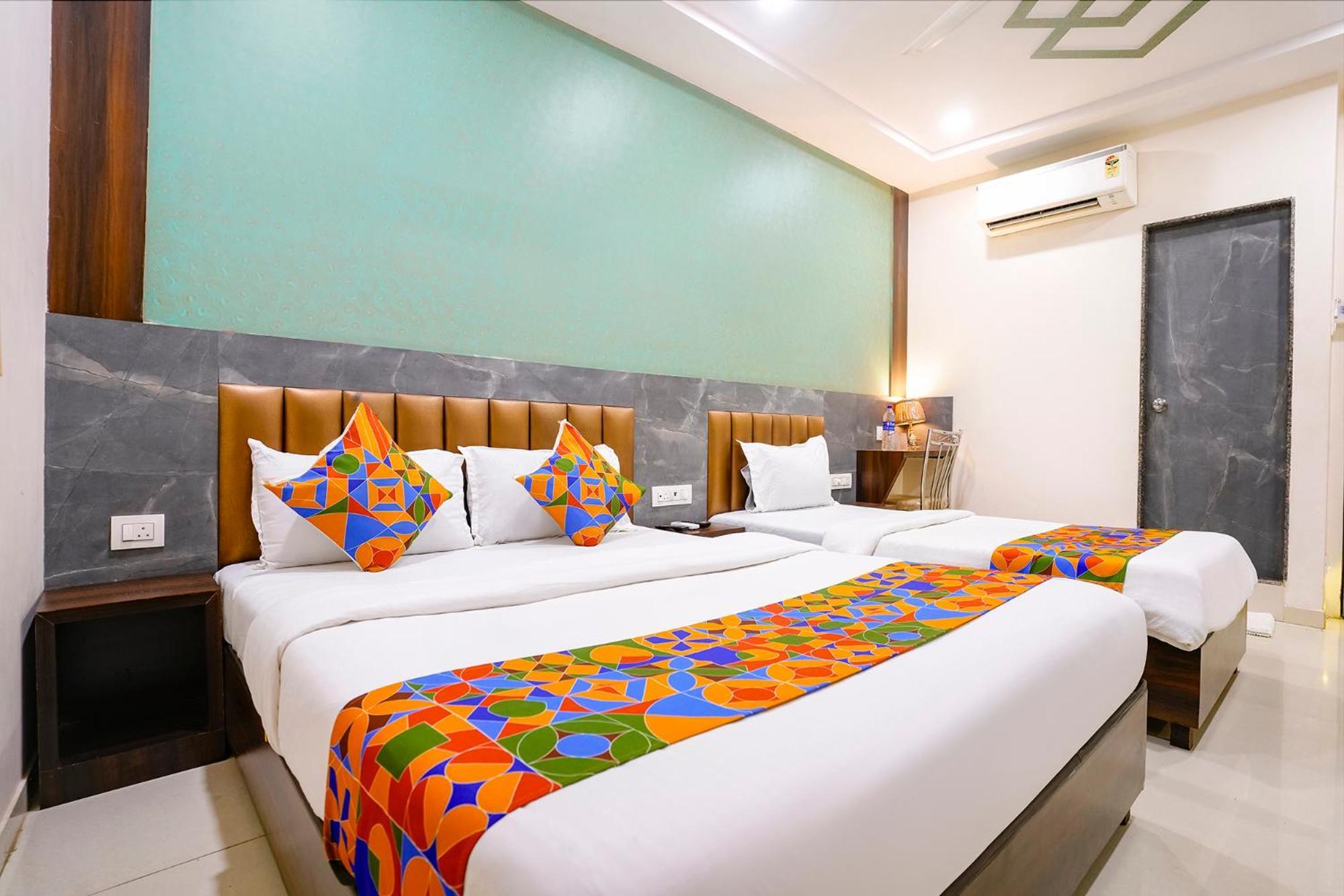 Fabhotel Bkc Anex 2*