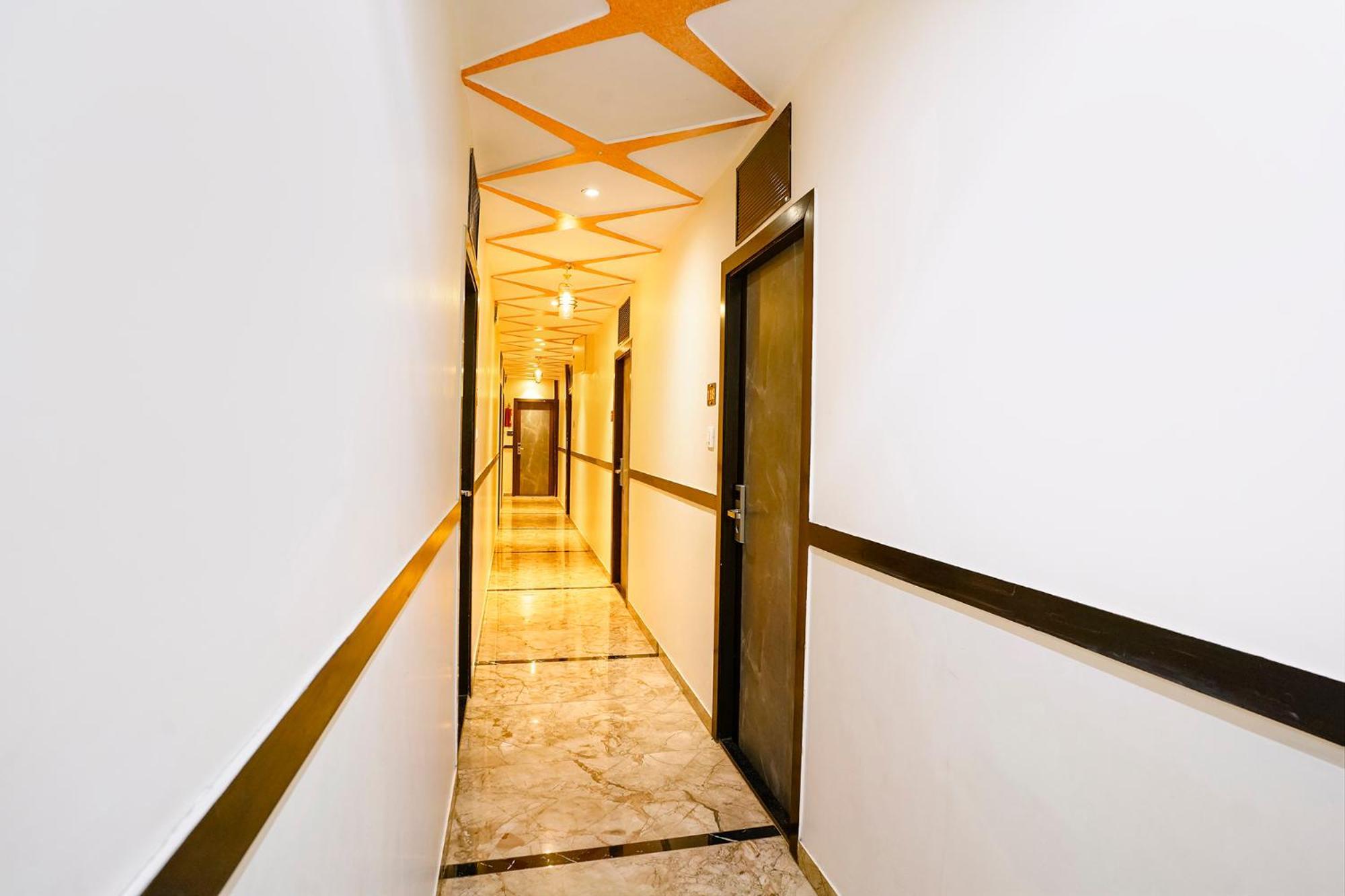 Fabhotel Bkc Anex Hotel