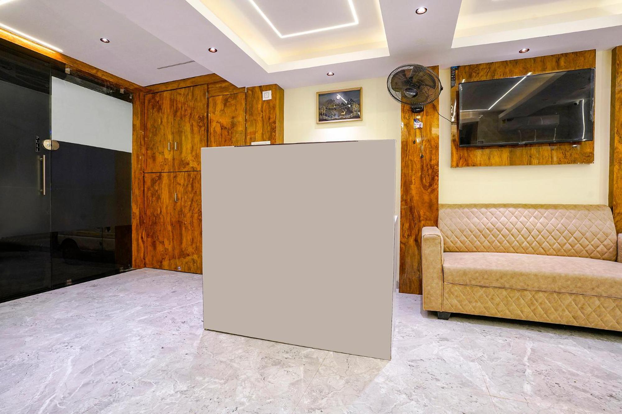 Crystal By Glitz Hotel Mumbai