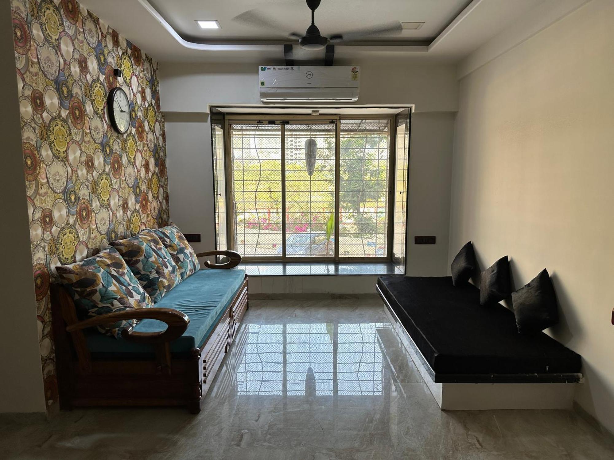 2bhk Luxurious In Apartment Mumbai