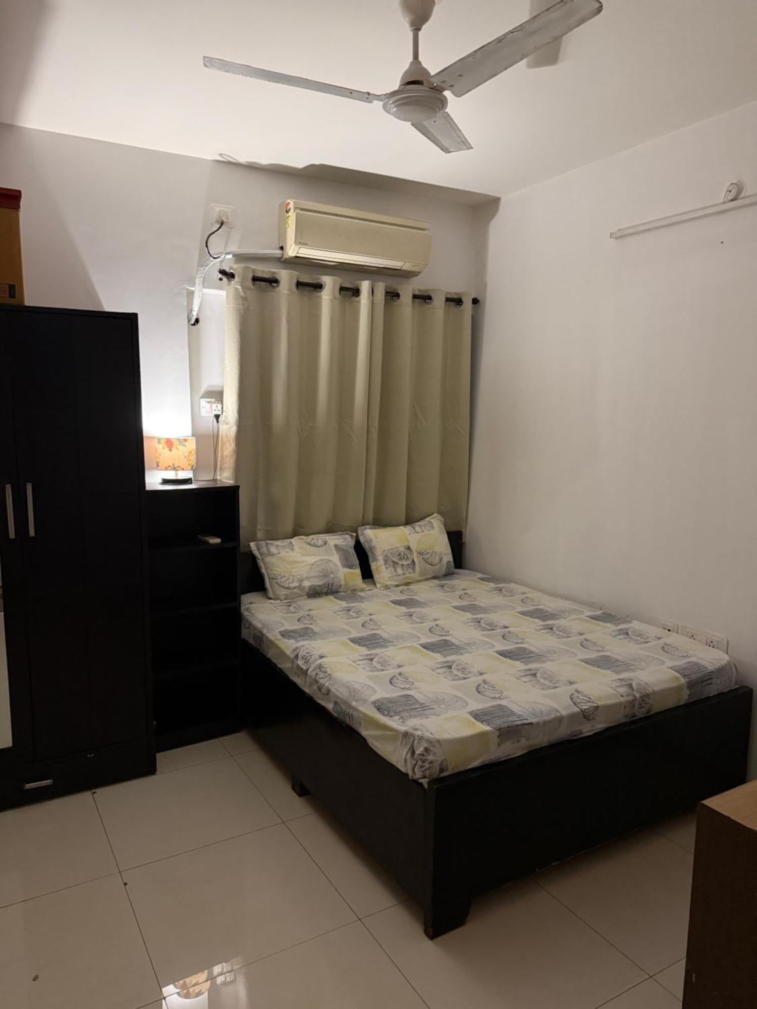 Double Bed Homestay Mumbai