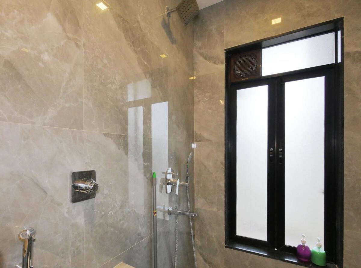 Milo Private 3bhk In Bandra Apartment