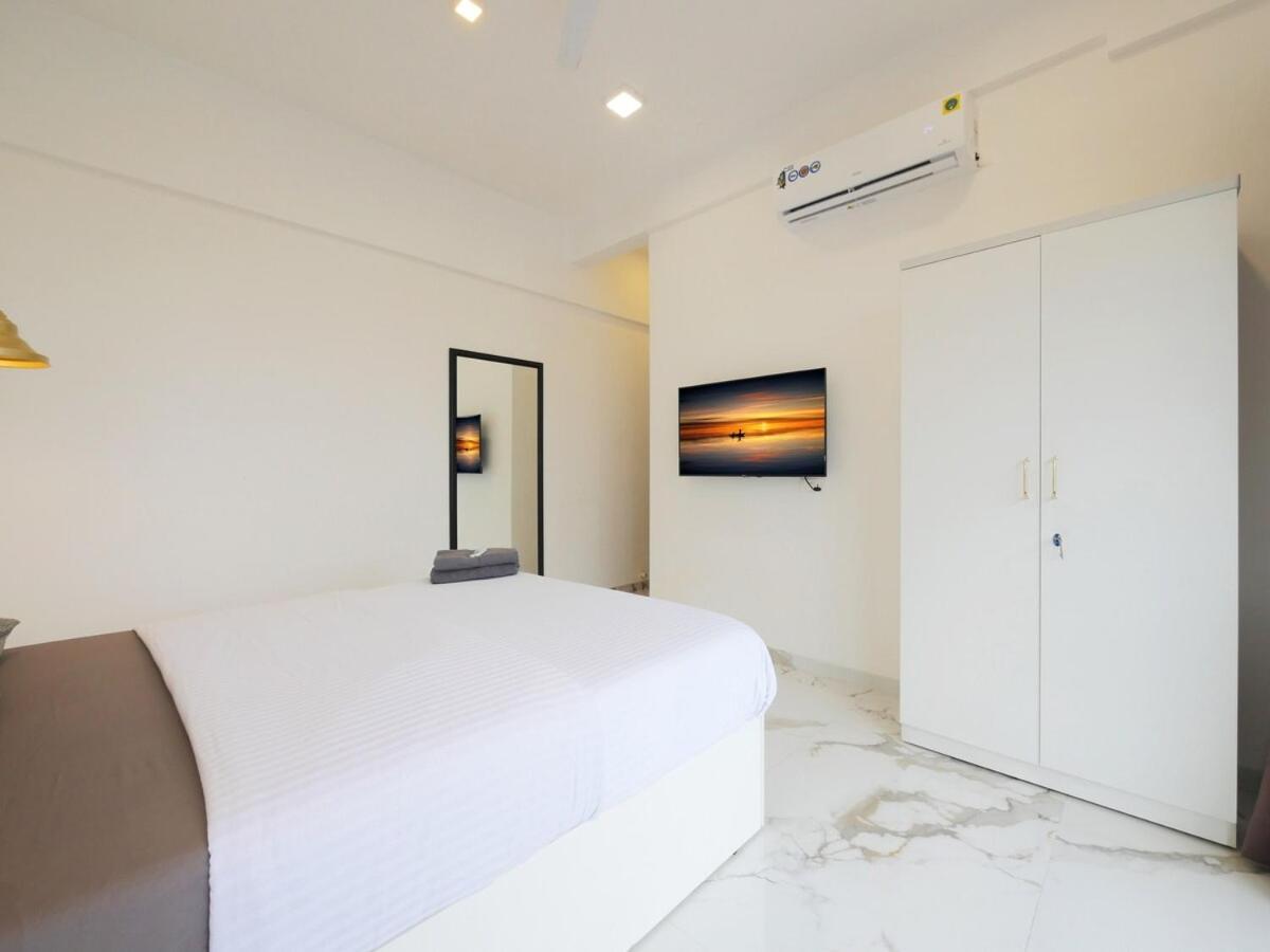 Milo Private 3bhk In Bandra Apartment *