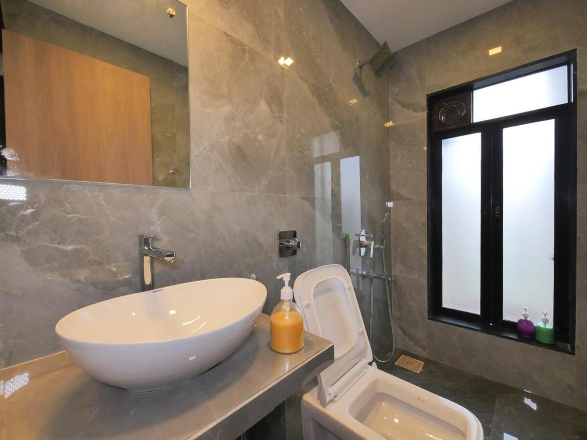 Milo Private 3bhk In Bandra Apartment *