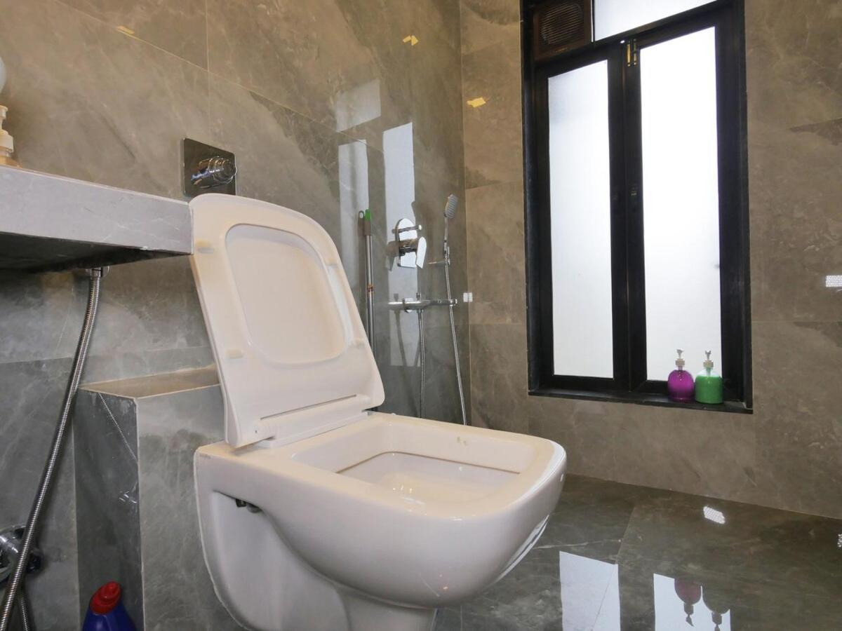 Milo Private 3bhk In Bandra * Mumbai