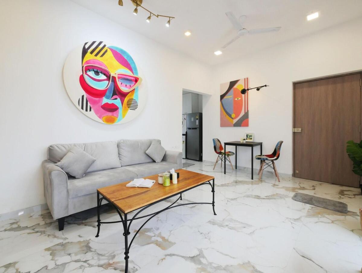 Milo Private 3bhk In Bandra * Mumbai
