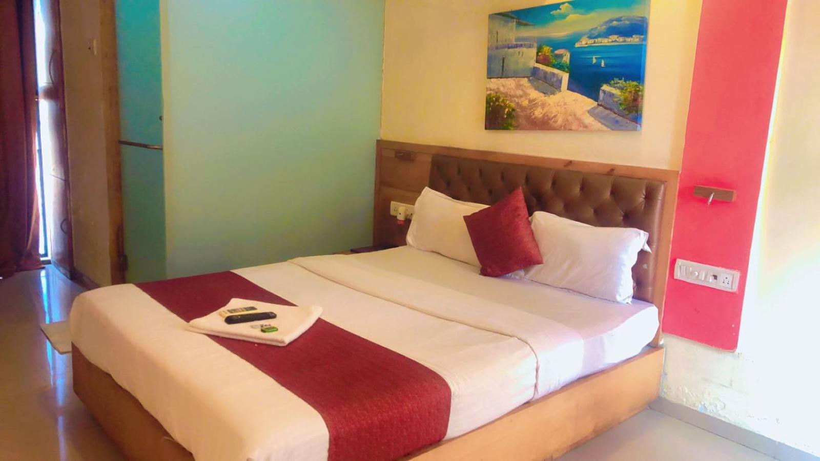 Grandeur-near International Airport