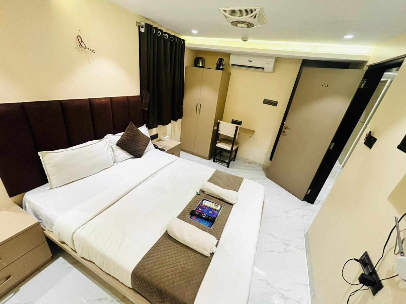 Dolphin Residency Hotel