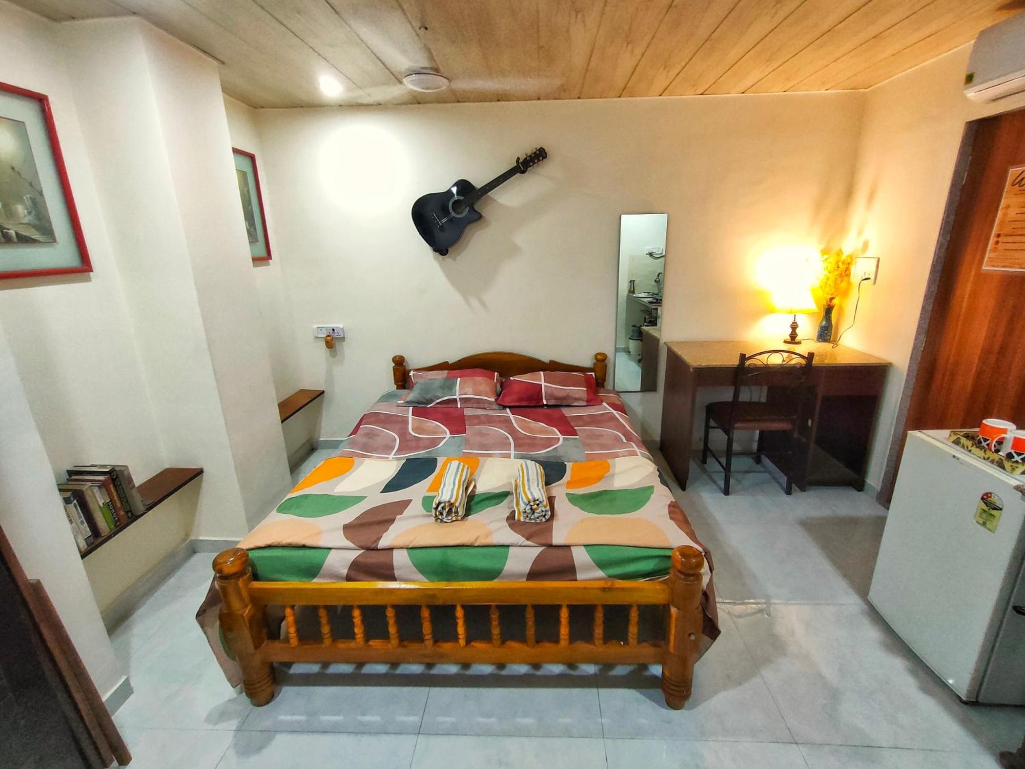 Ebony - Comfortable Homestay