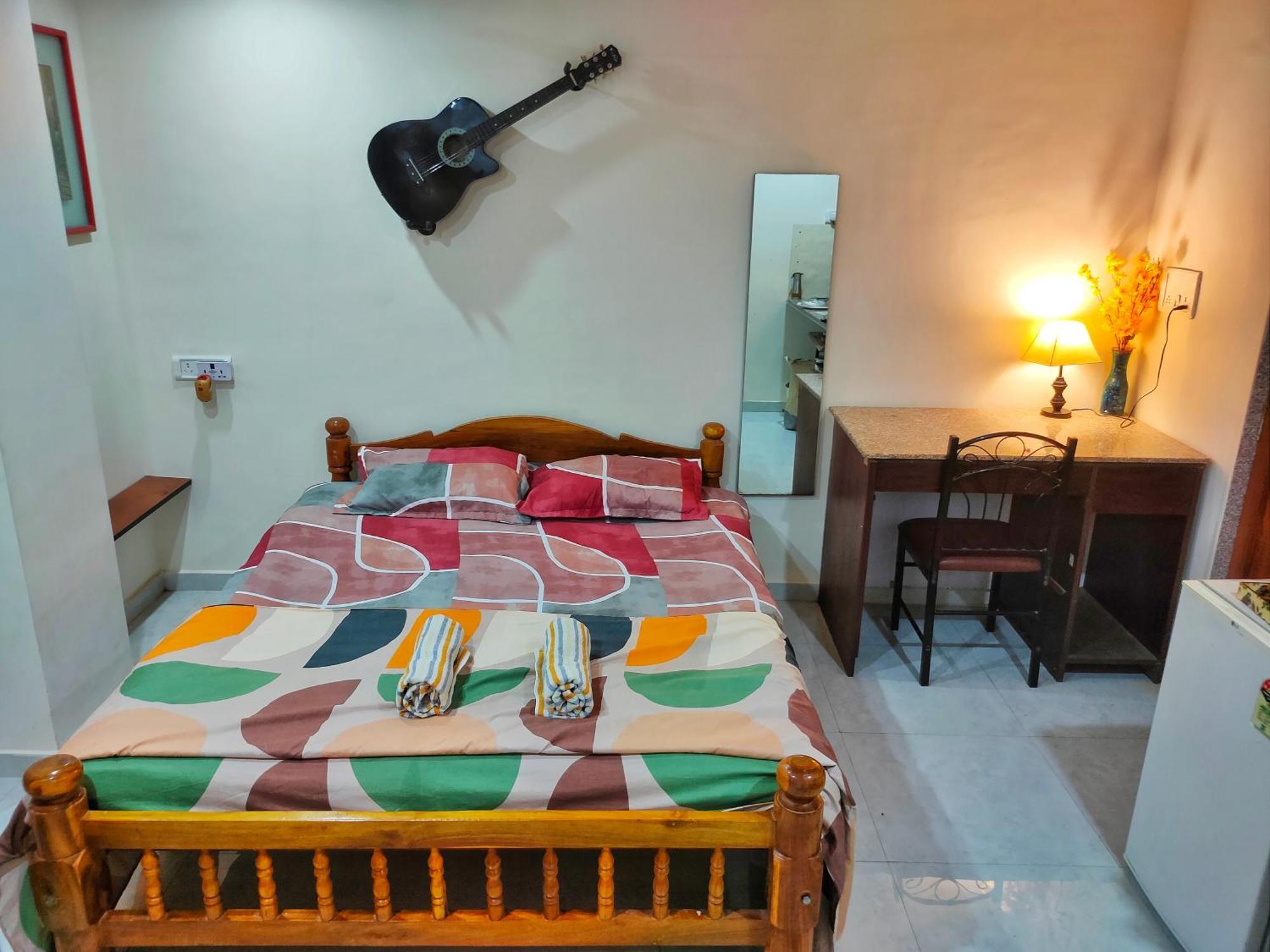 Ebony - Comfortable Homestay *