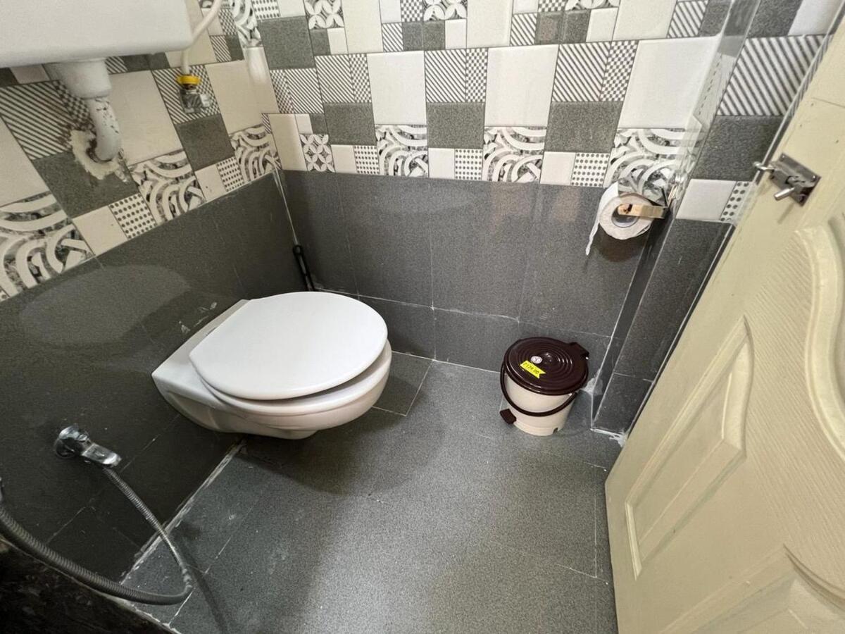 1bhk Goregaon West - Garden View