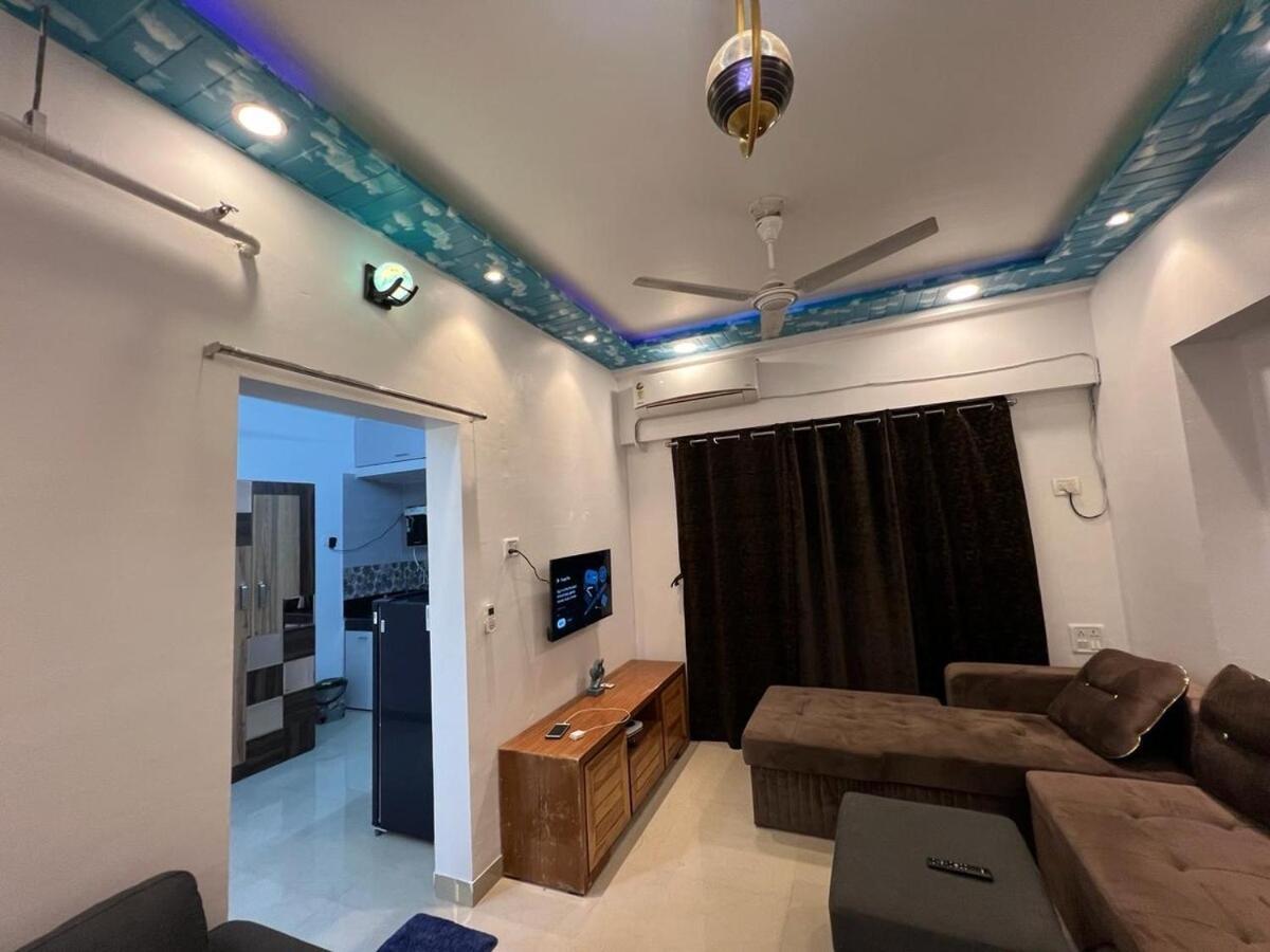 1bhk Goregaon West - Garden View Apartment *