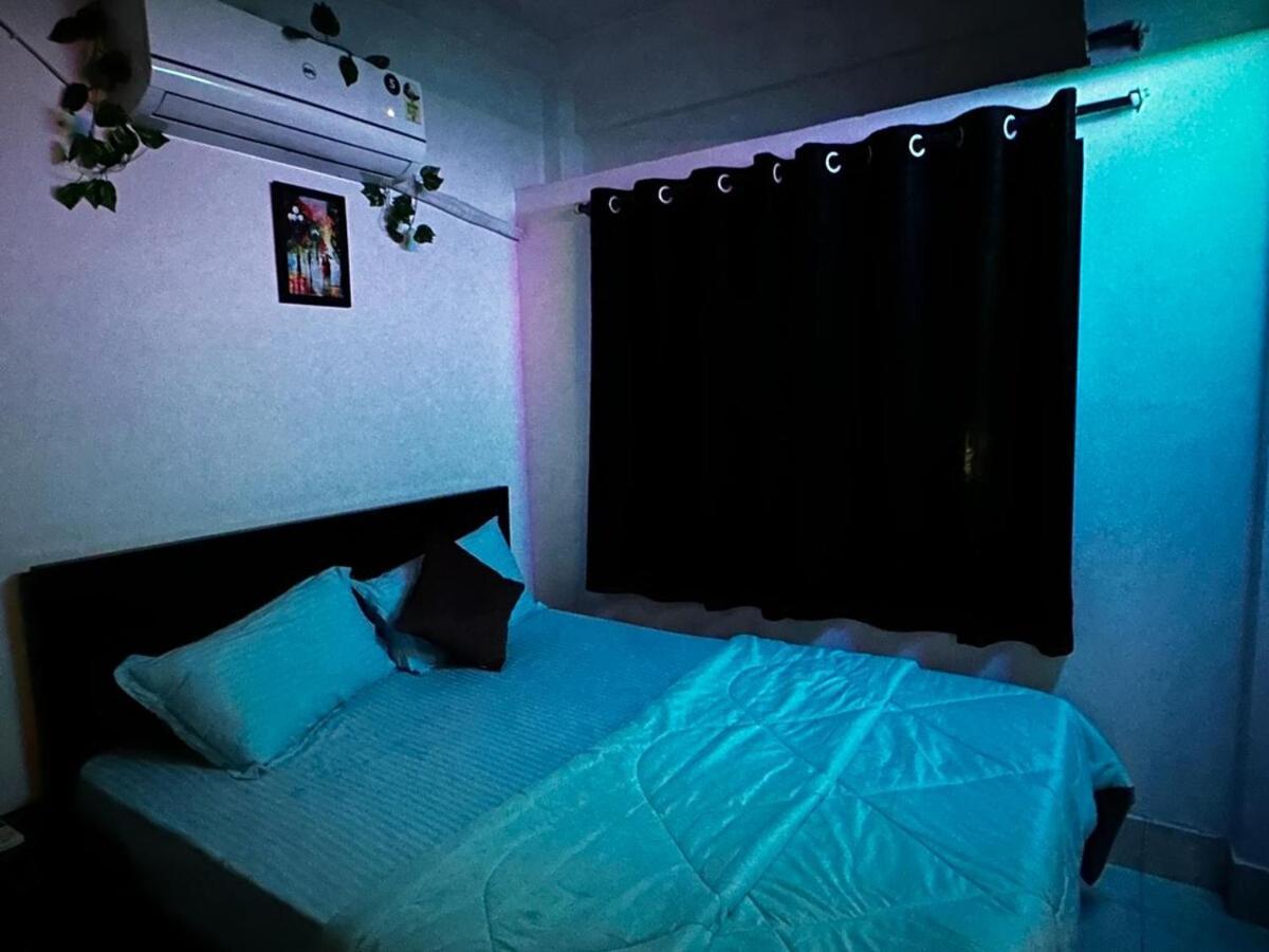 In Oshiwara Andheri#12 Apartment