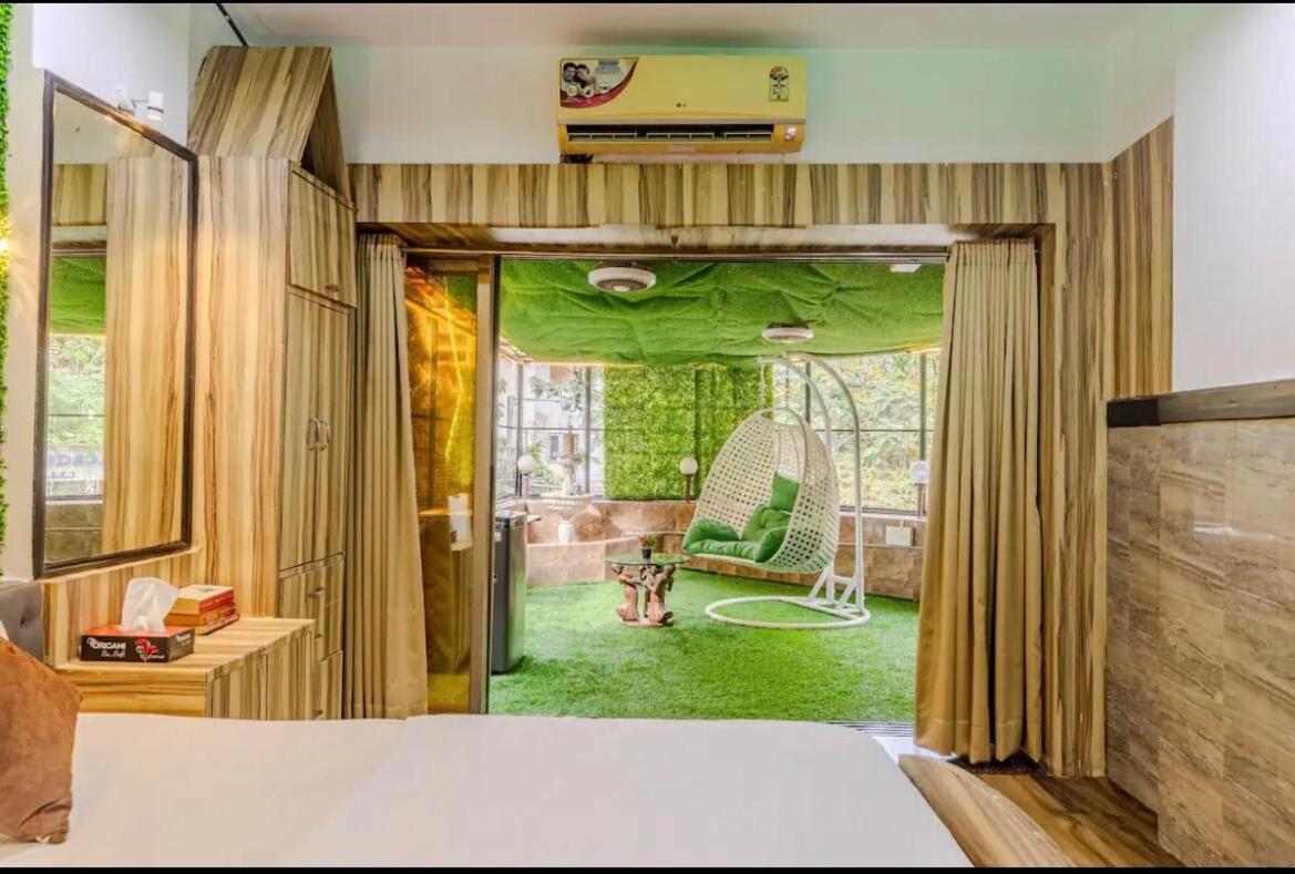 2bhk With Terrace Garden-lokhandwala Andheri