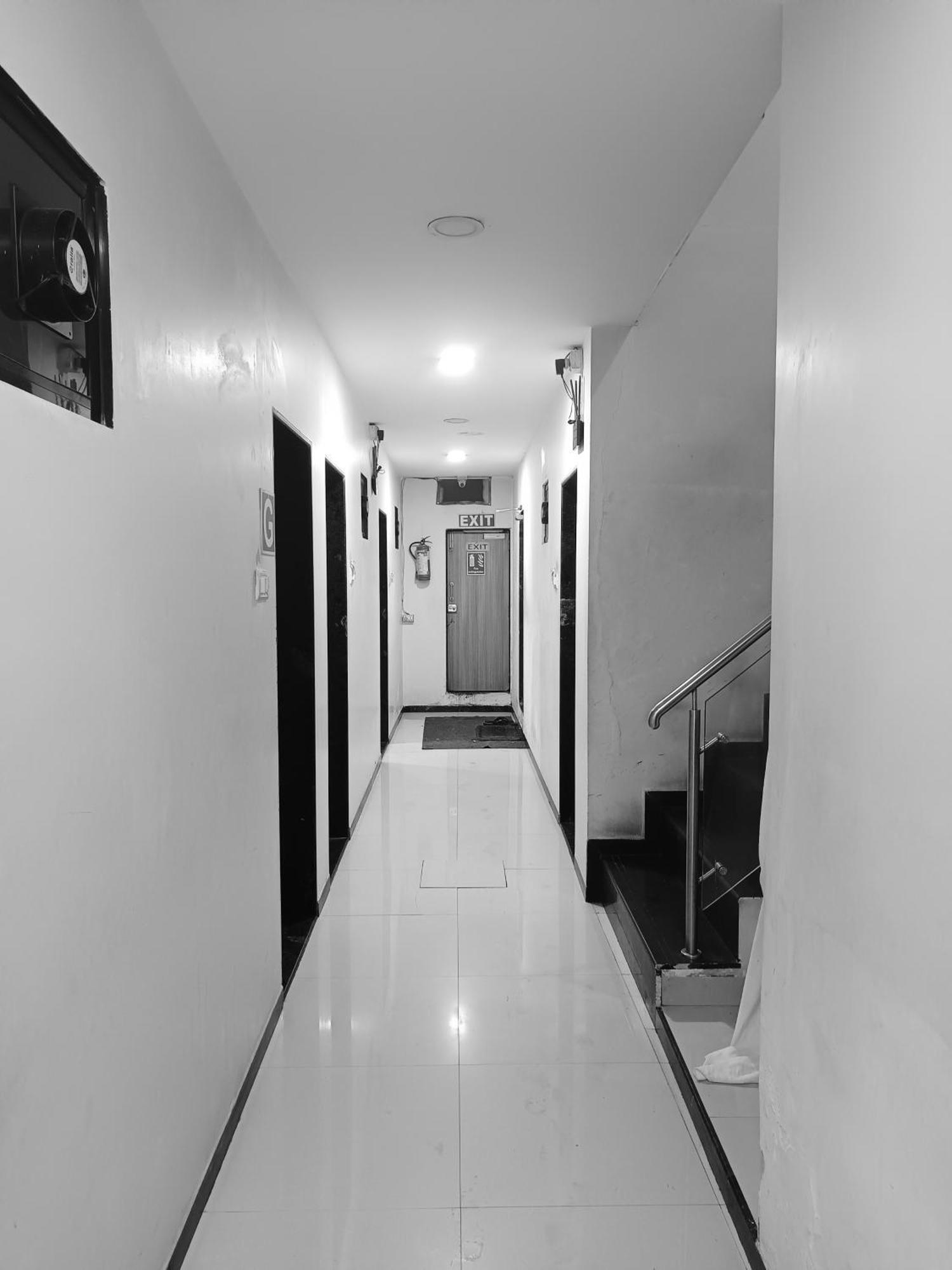 Inn P I International *