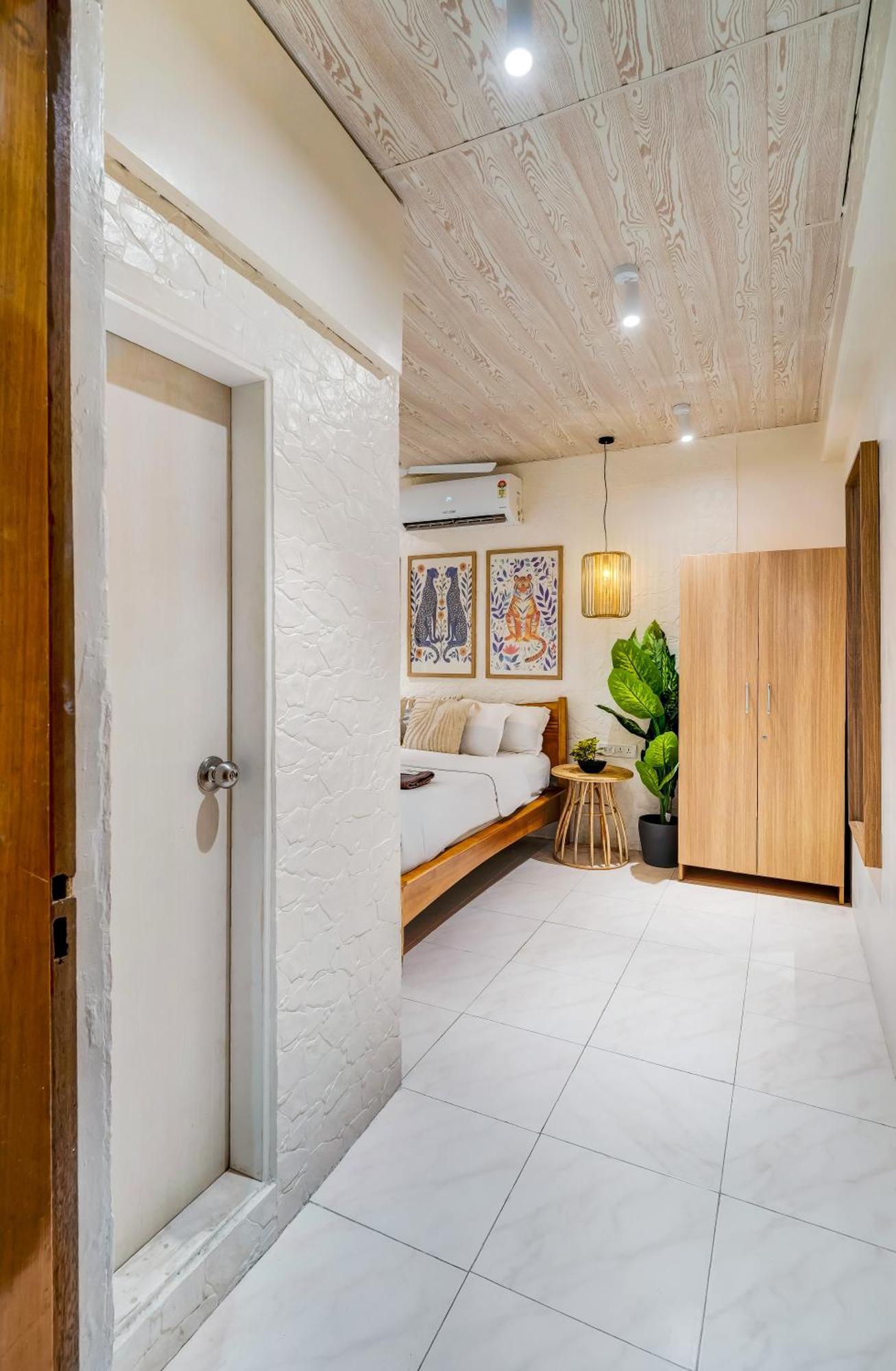 Stella 3bhk Khar W By The Company Apartment