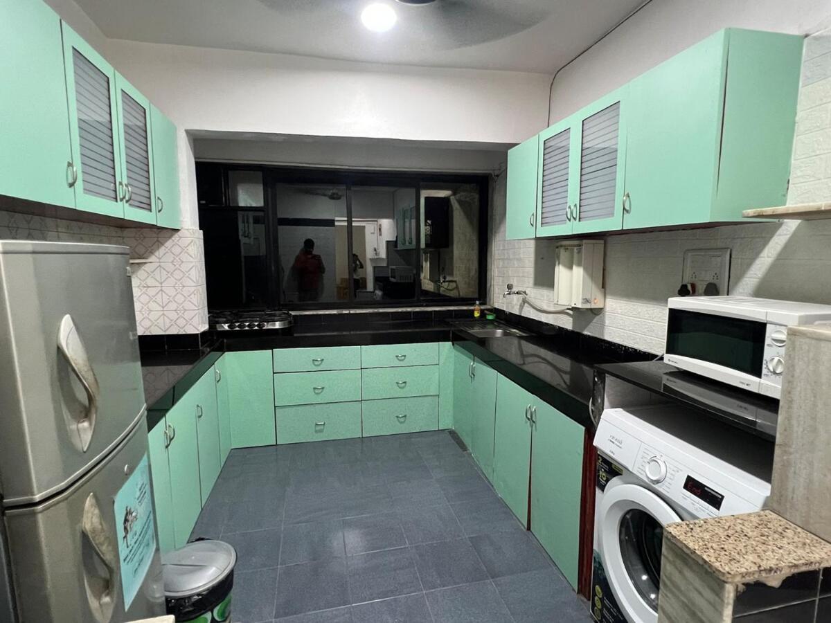 In Oshiwara Andheri #01 Apartment *
