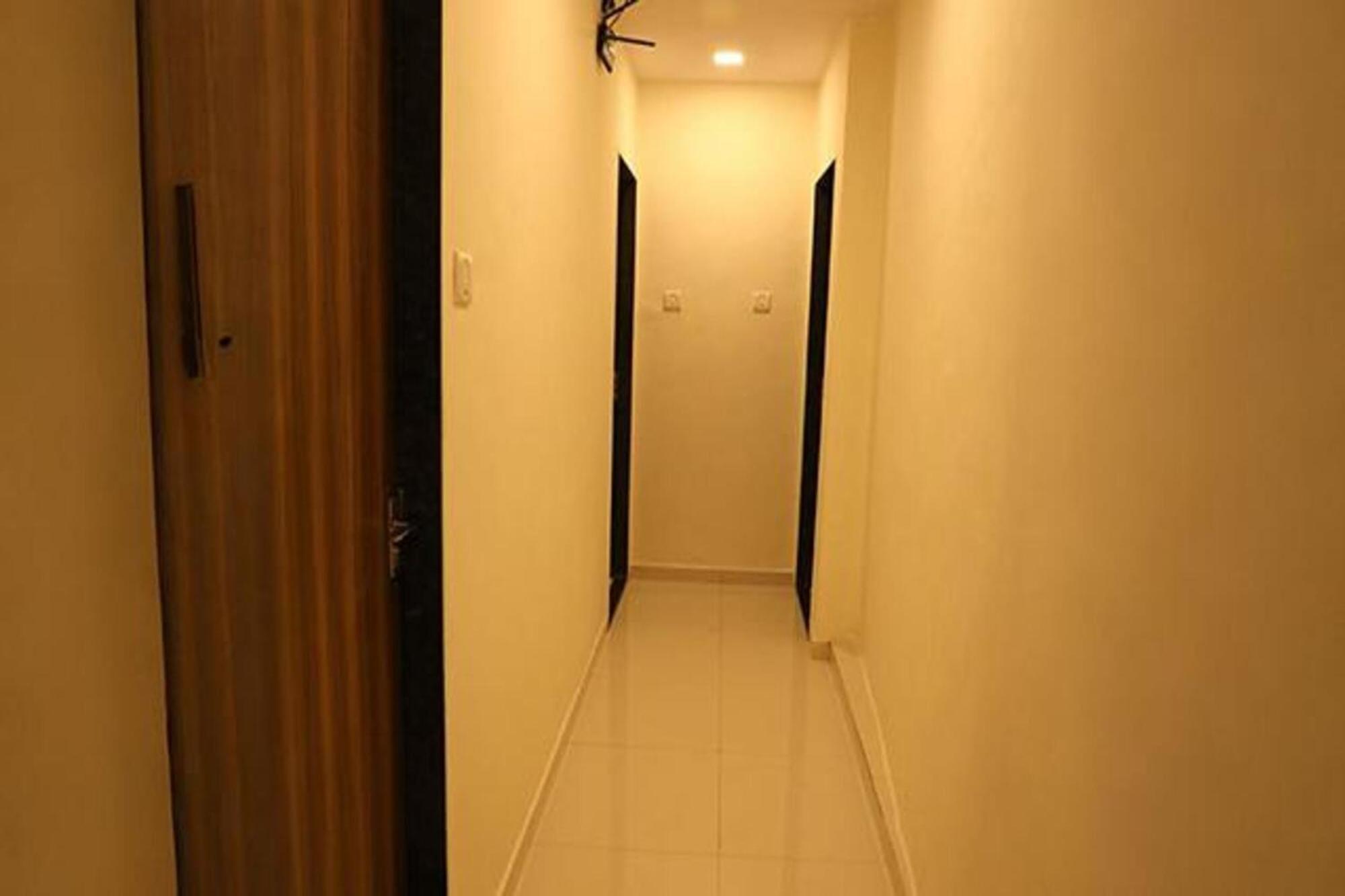 Fabhotel Galaxy 3*