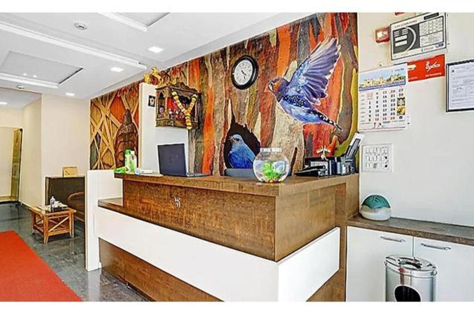 Fabhotel Galaxy Hotel 3*