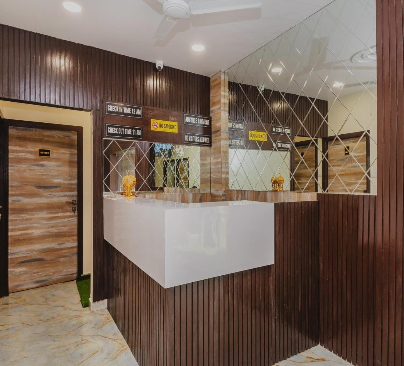 Good Luck Residency By Glitz Mumbai