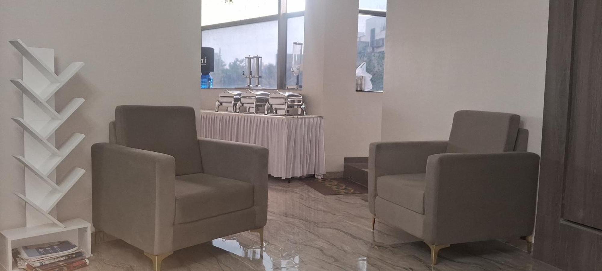 Shine Hospitality Boutique Hotel 3*