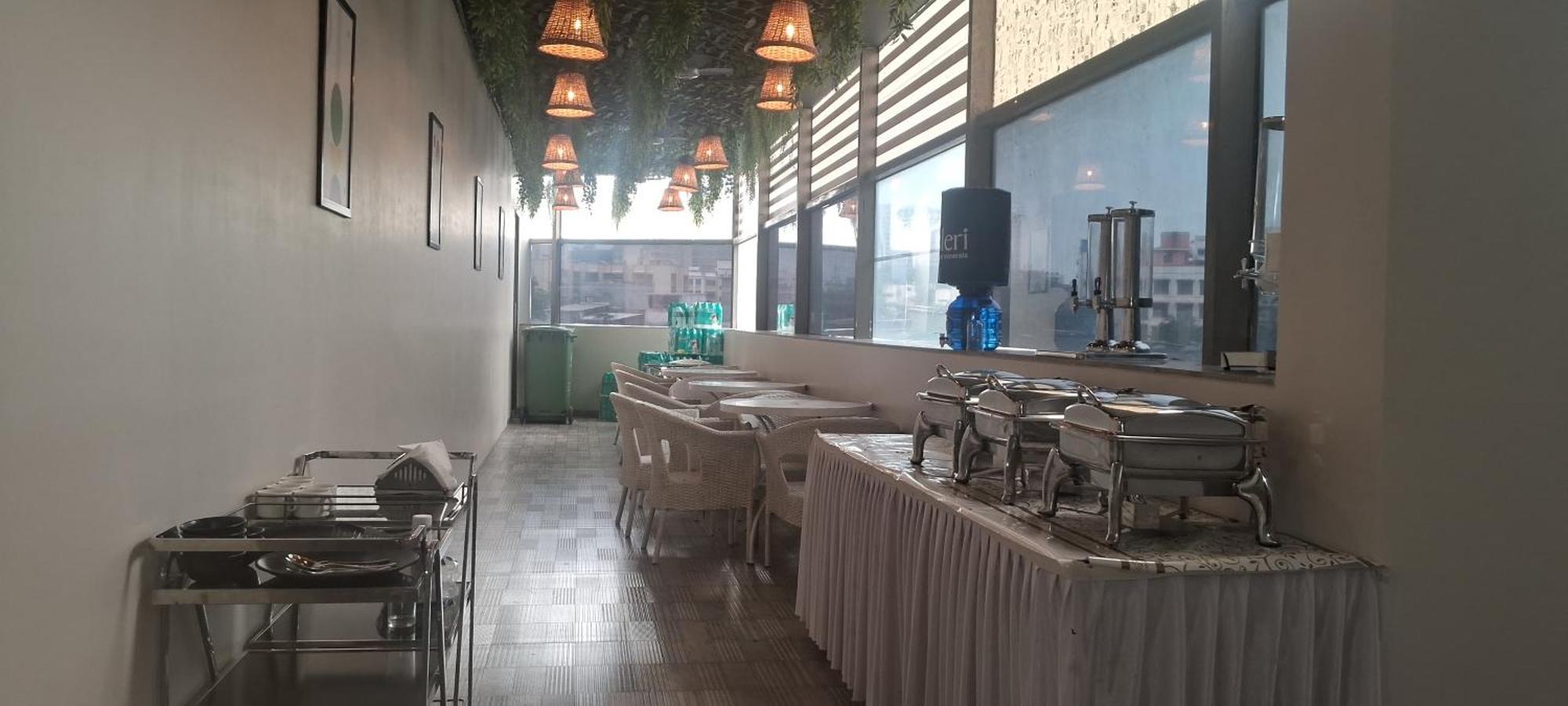 Shine Hospitality Boutique Hotel 3*