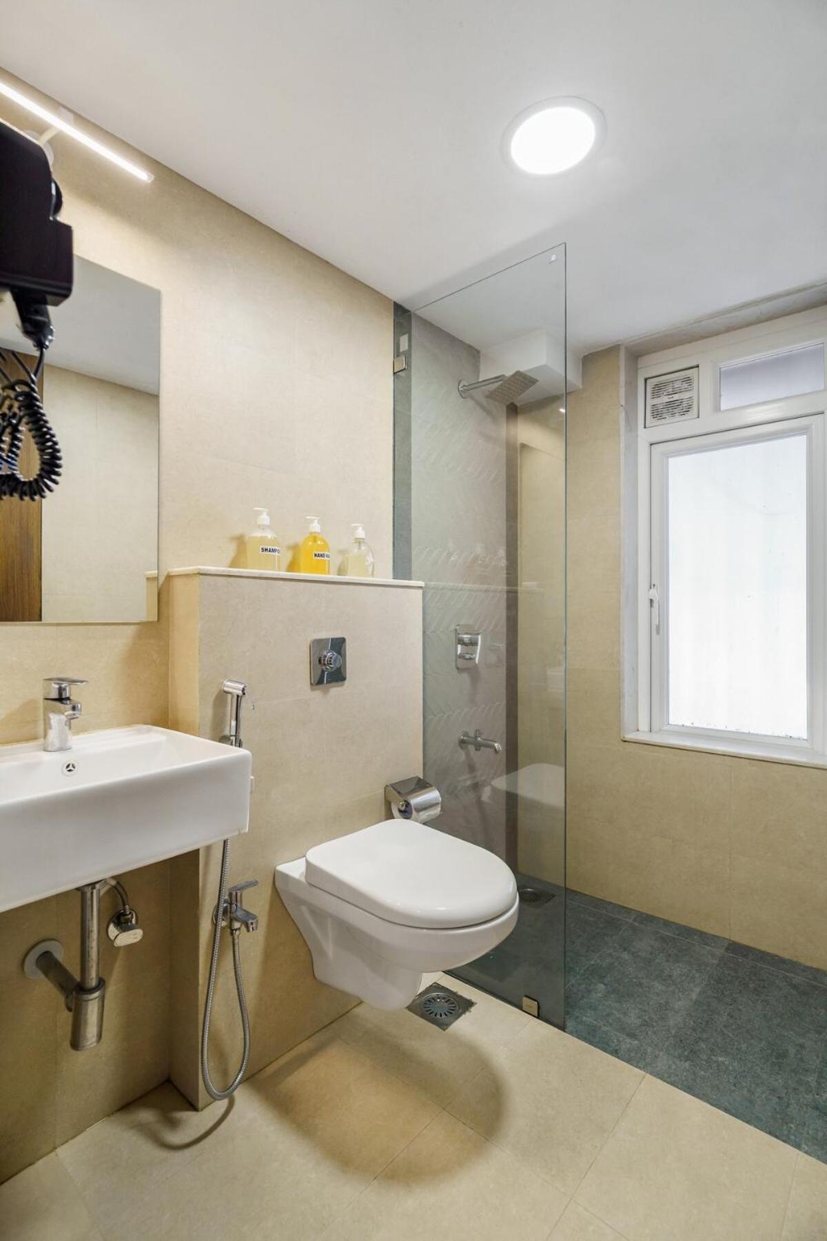 Apartment Zen Private 3bhk In Bandra Mumbai