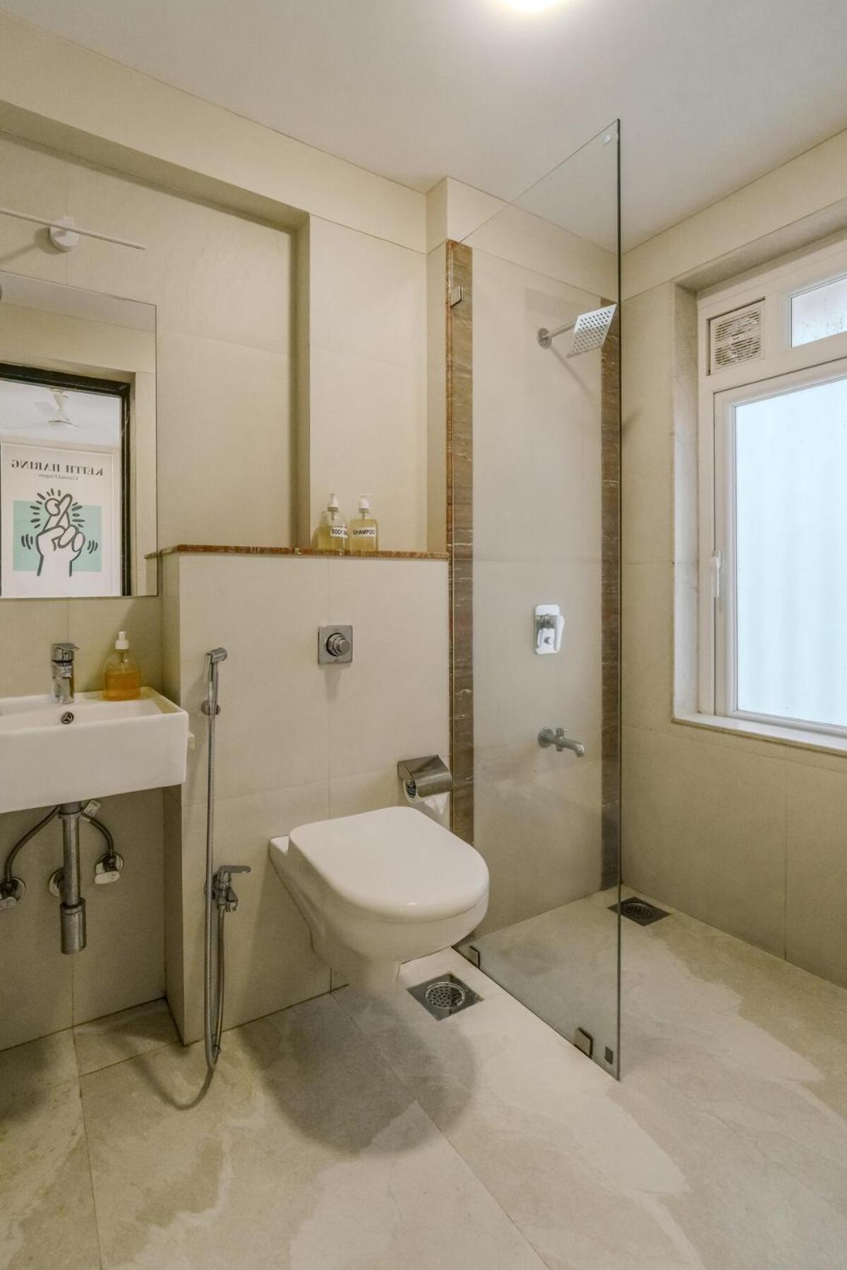 Zen Private 3bhk In Bandra