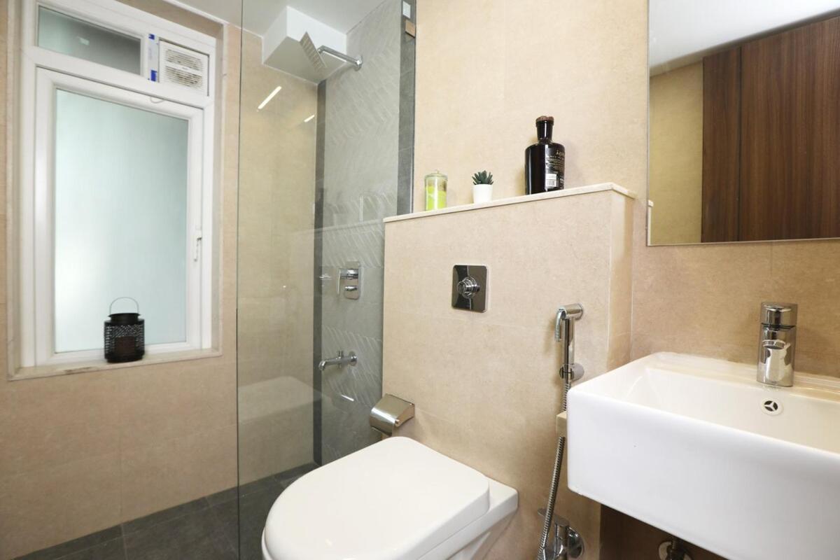 Tao Private 3bhk In Bandra Mumbai