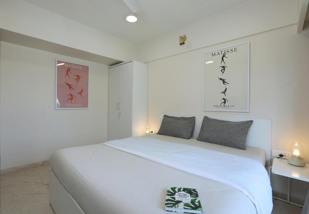 Tao Private 3bhk In Bandra Apartment Mumbai