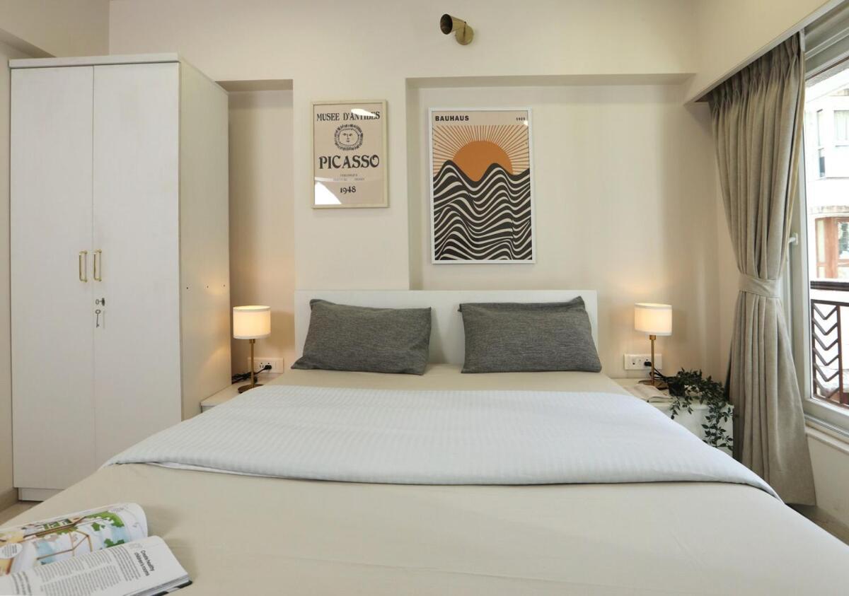 Tao Private 3bhk In Bandra Mumbai