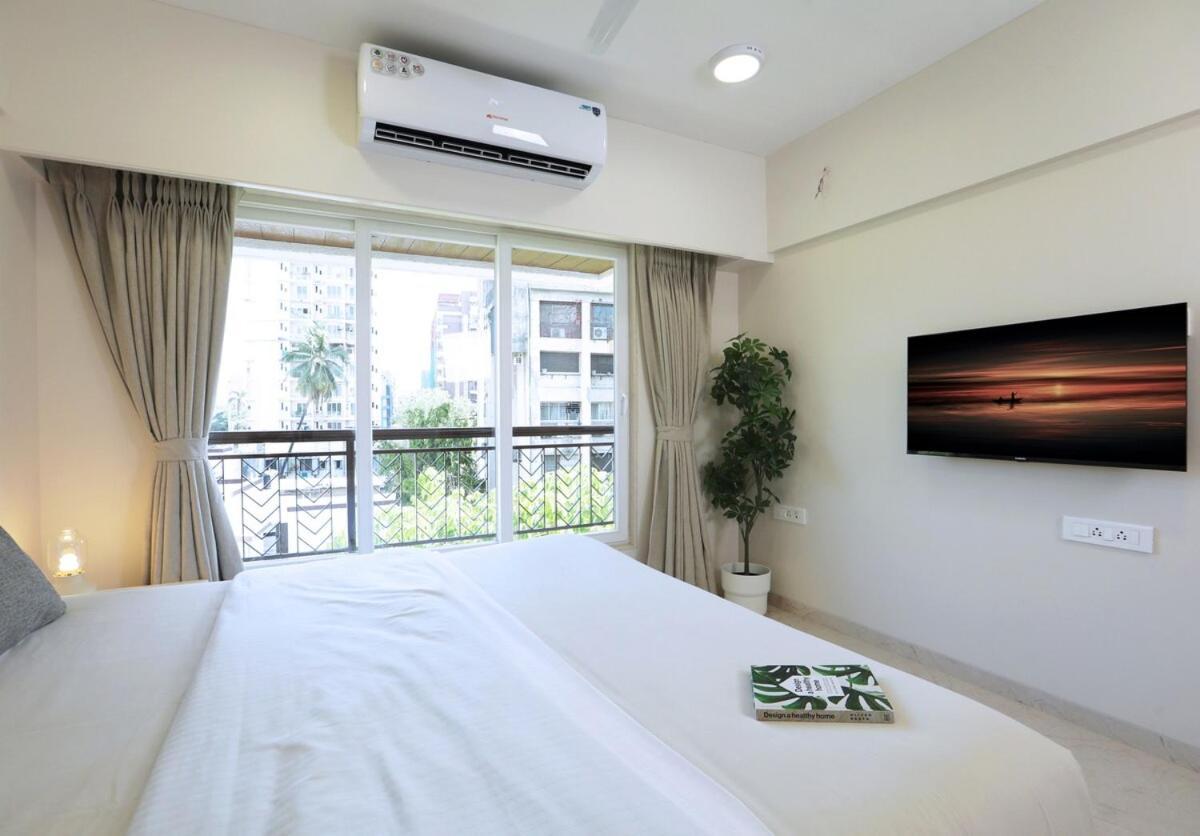 Tao Private 3bhk In Bandra Apartment *