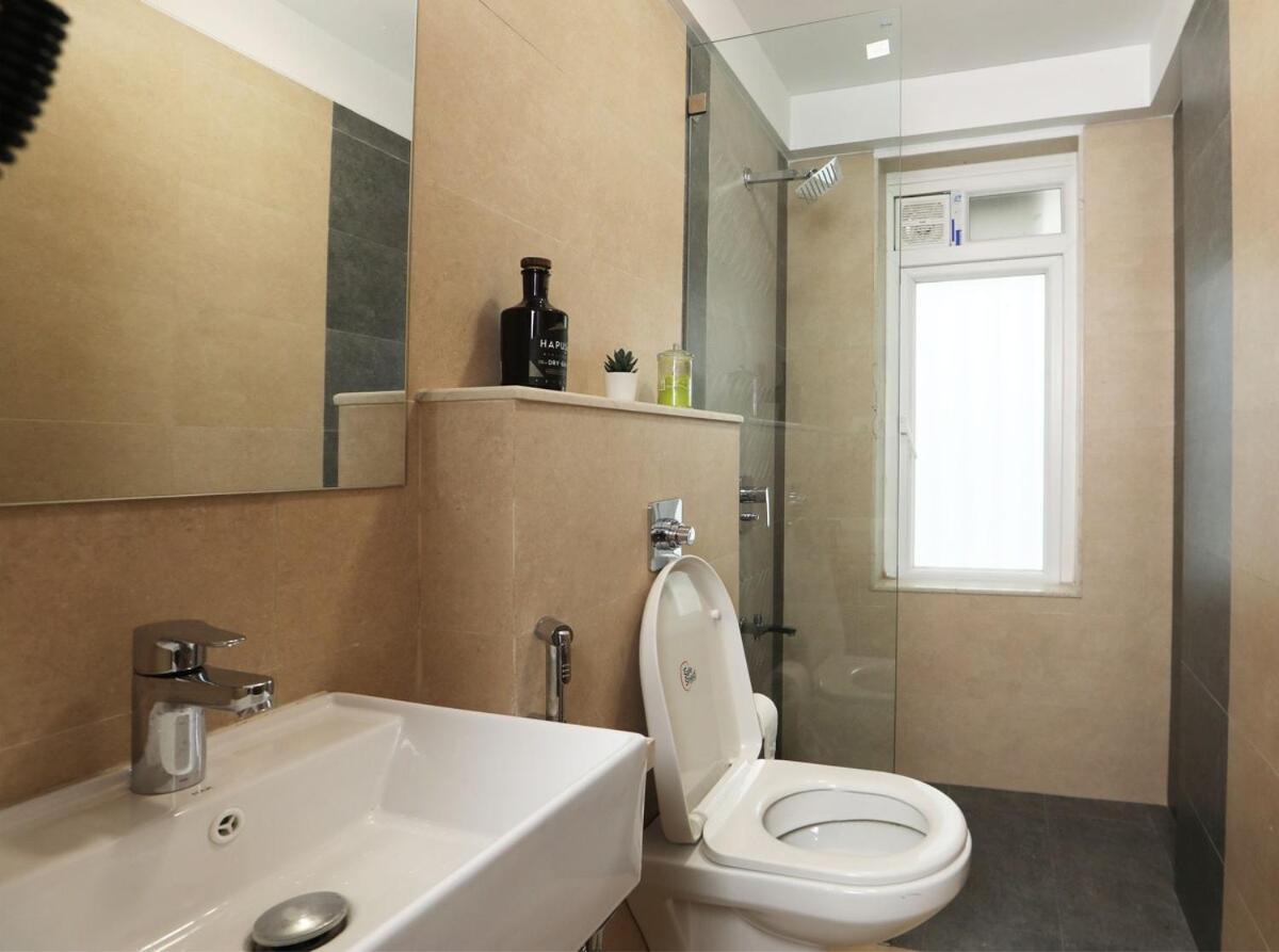 Apartment Tao Private 3bhk In Bandra Mumbai