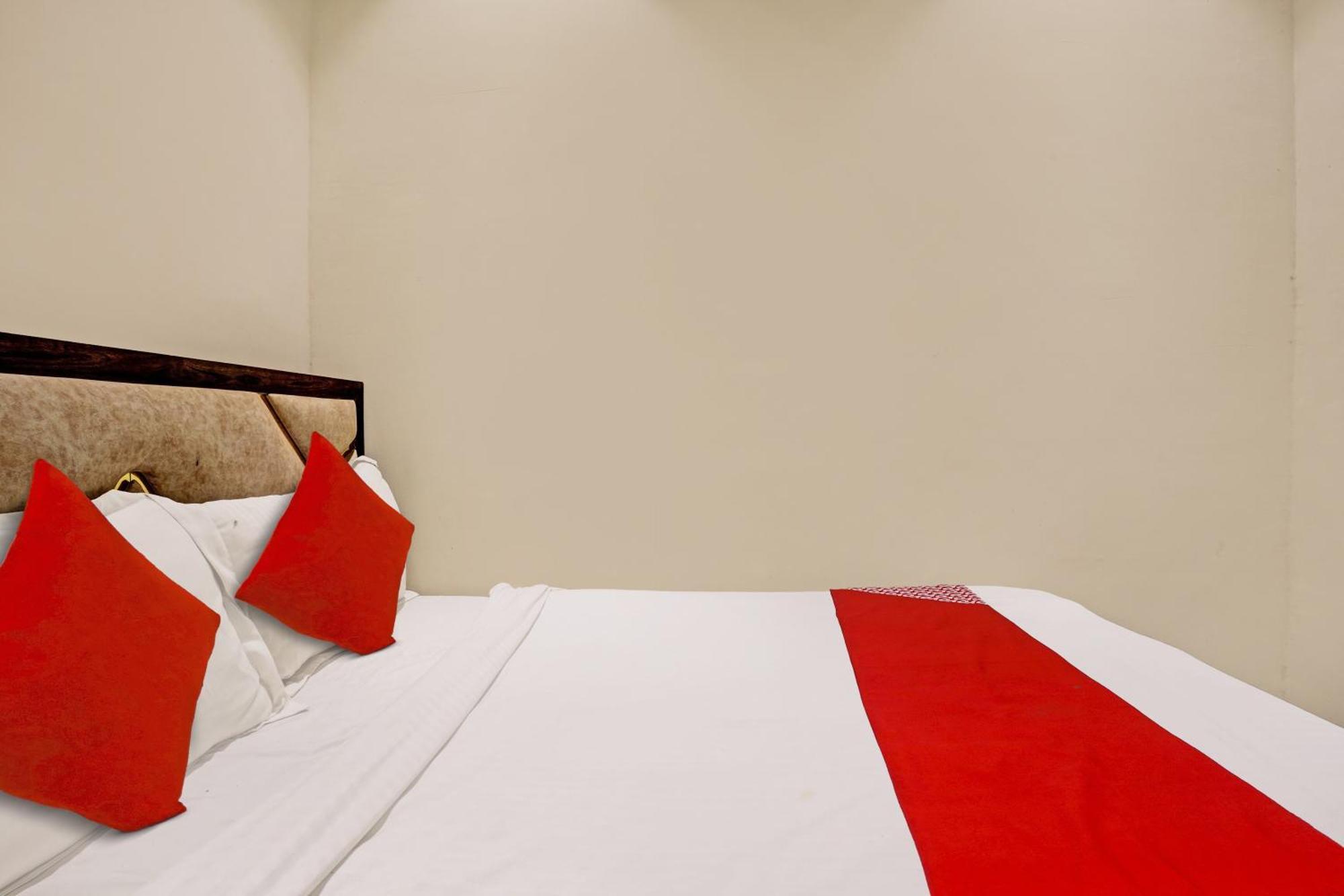 Hotel O Nk Grand