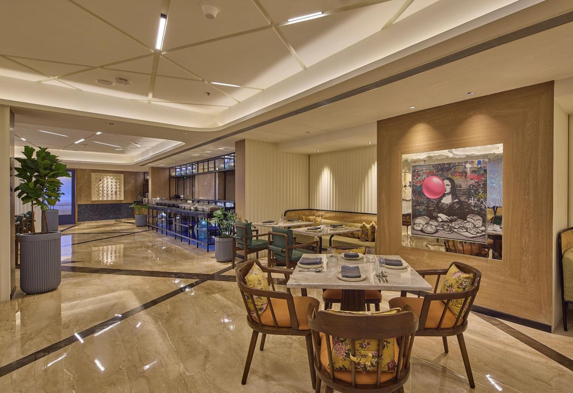 Iconiqa International Airport Hotel