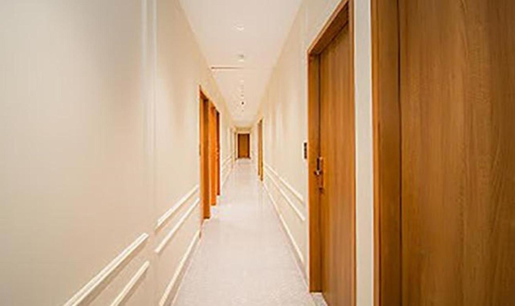 Fabhotel Ascent Star - Nr Phoenix Mall Kurla 3*