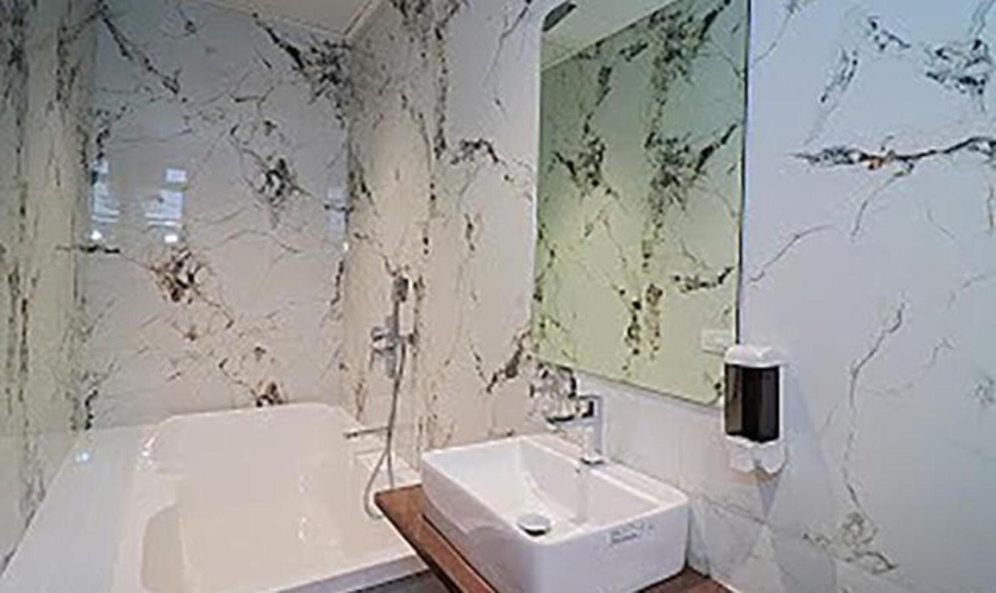 Hotel Fabhotel Ascent Star - Nr Phoenix Mall Kurla 3*