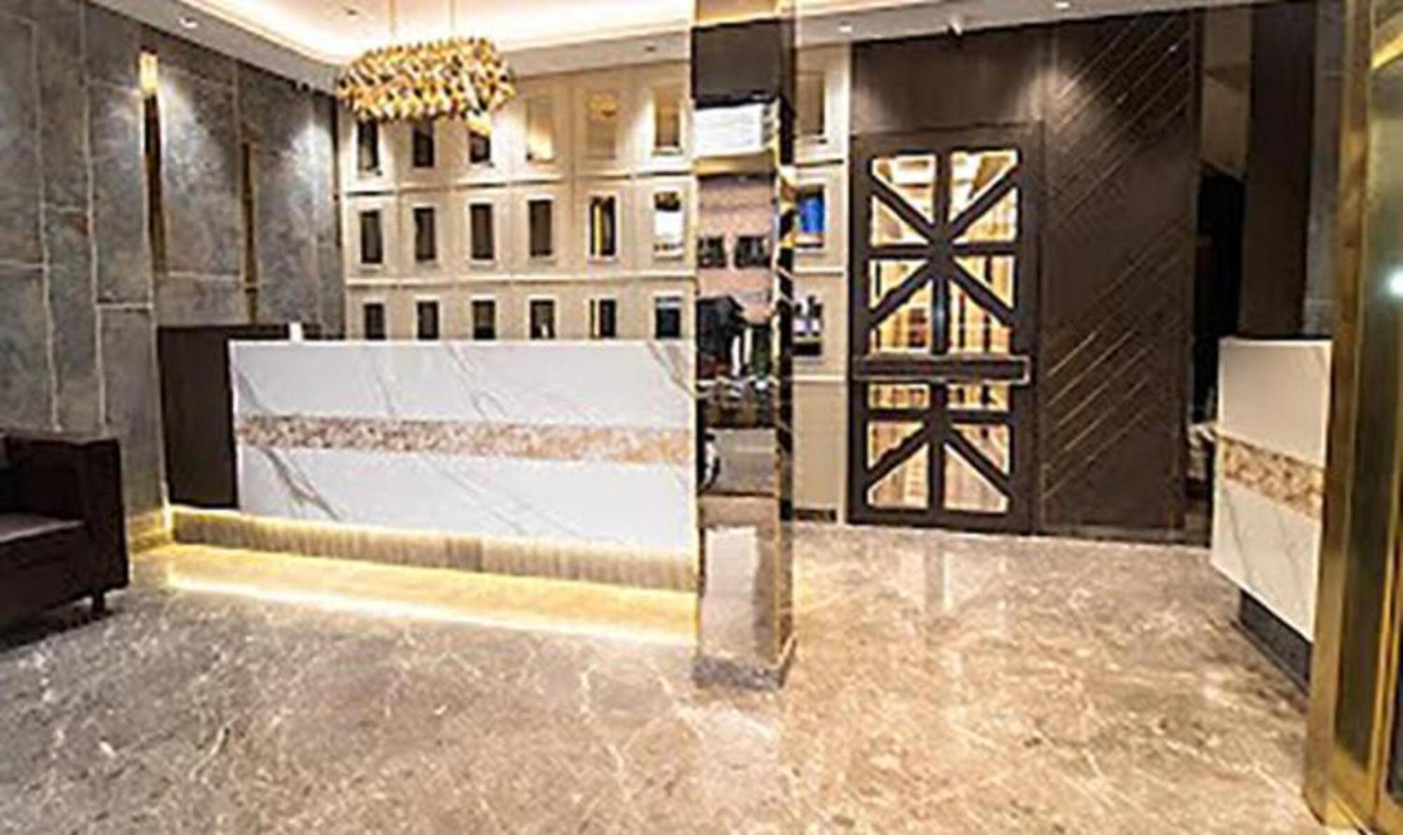 Fabhotel Ascent Star - Nr Phoenix Mall Kurla