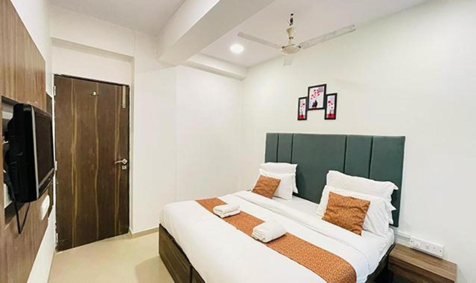 Hotel Fabhotel Amfahh