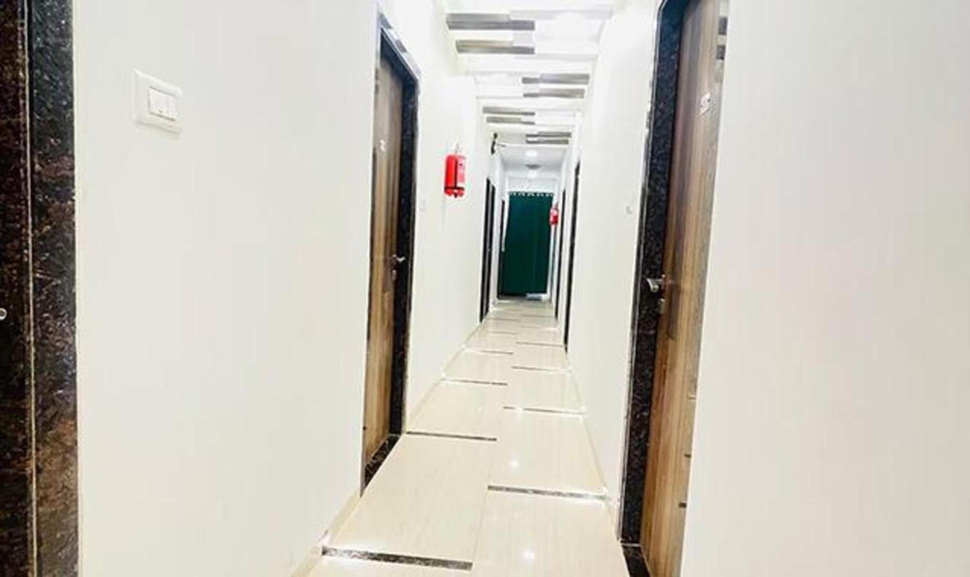 Fabhotel Amfahh *