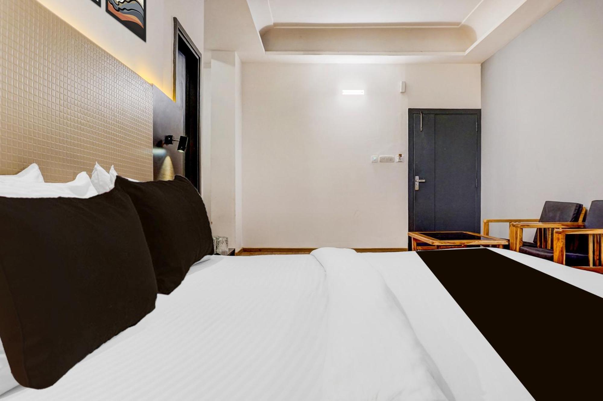 Super Townhouse Exhibition Centre Goregaon Hotel Mumbai