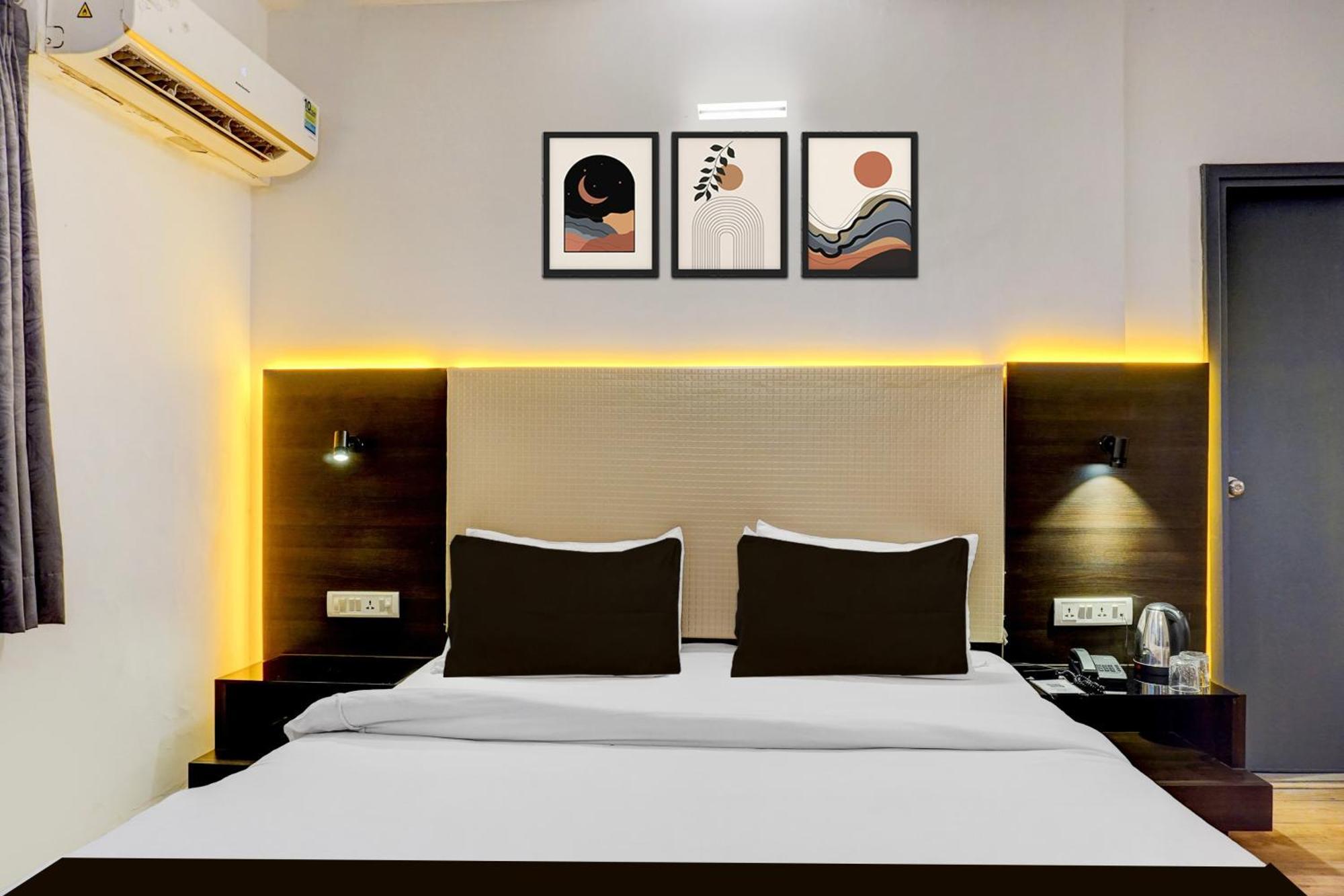 Hotel Super Townhouse Exhibition Centre Goregaon Mumbai