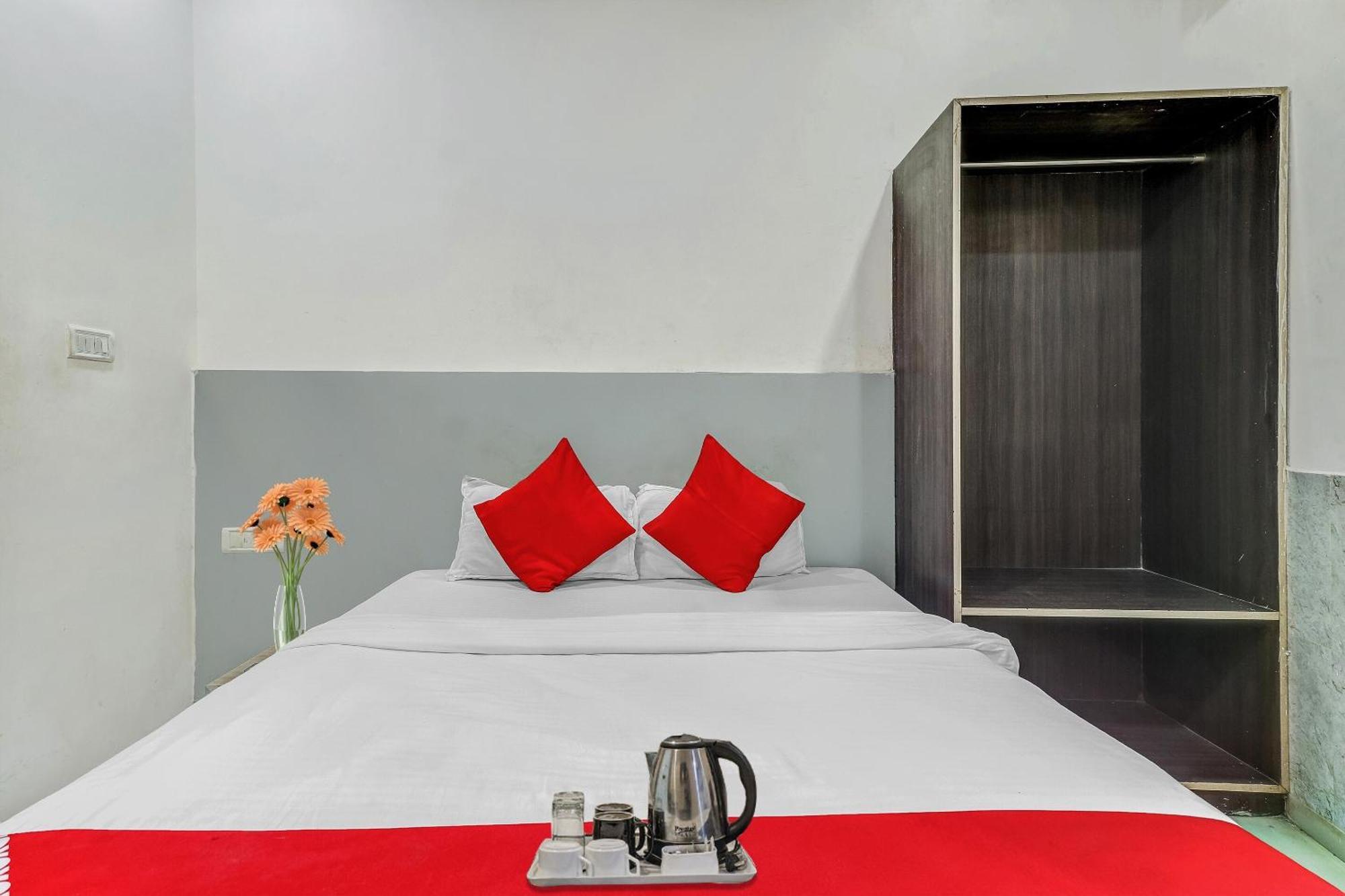 Hotel O Kailash Park Boutique Rooms